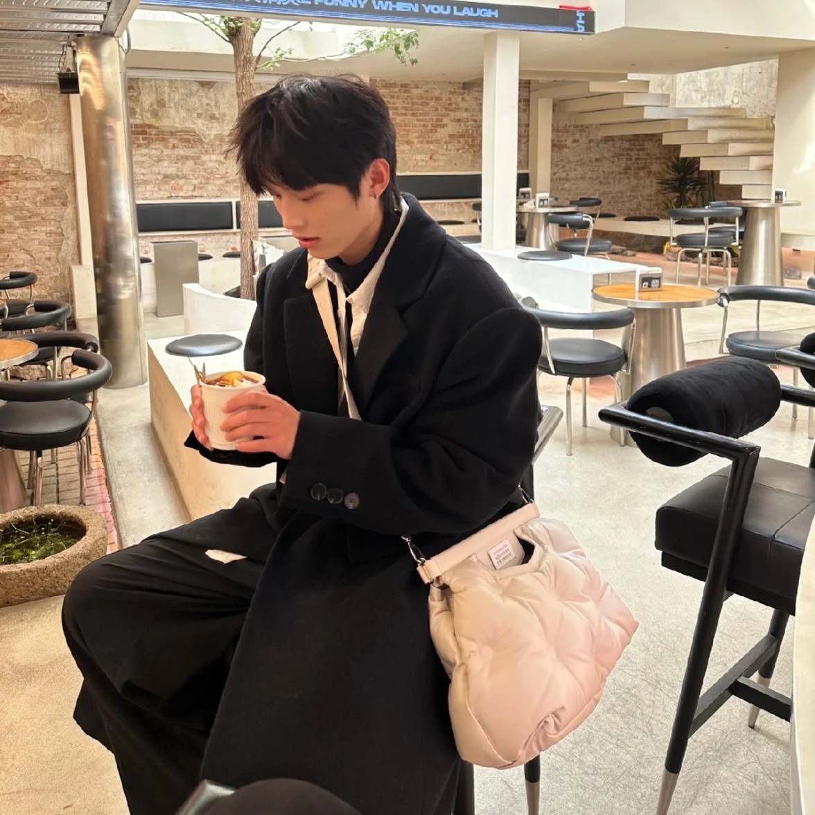 E9588518-B4FC-431A-BE67-EBC144020B51