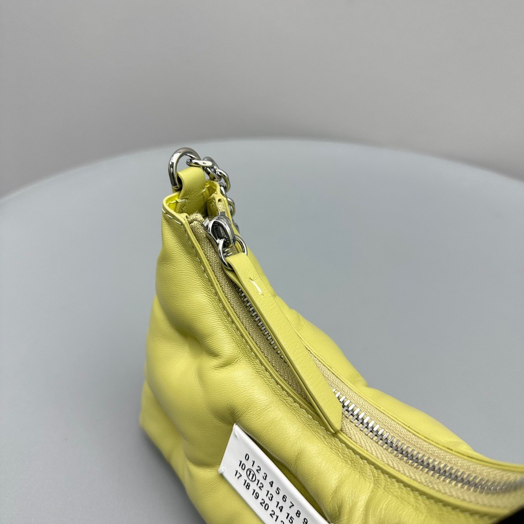 E1CC3575-8519-491D-B434-0378E239EBE6