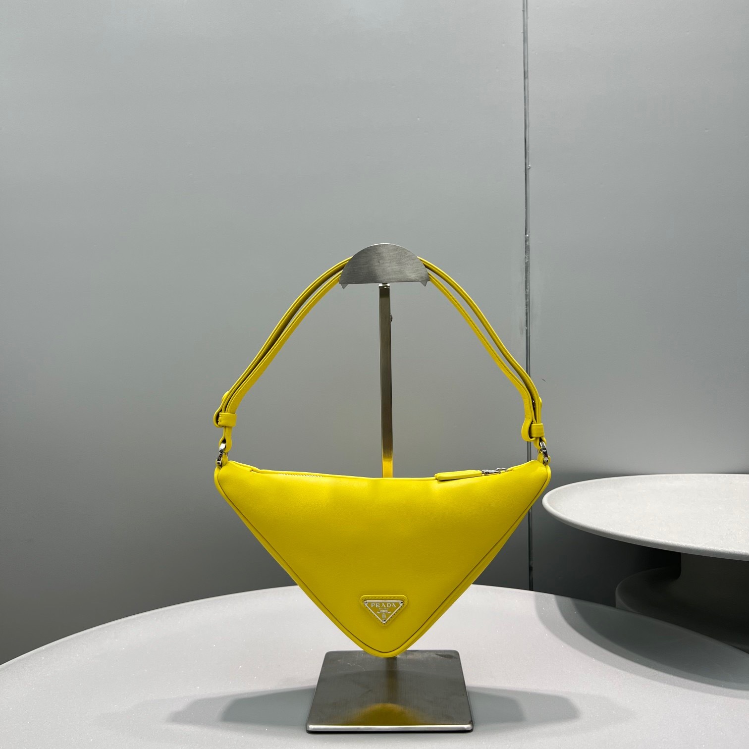 E8C2BDB9-CB97-45B9-A3D7-B86B92C984E8