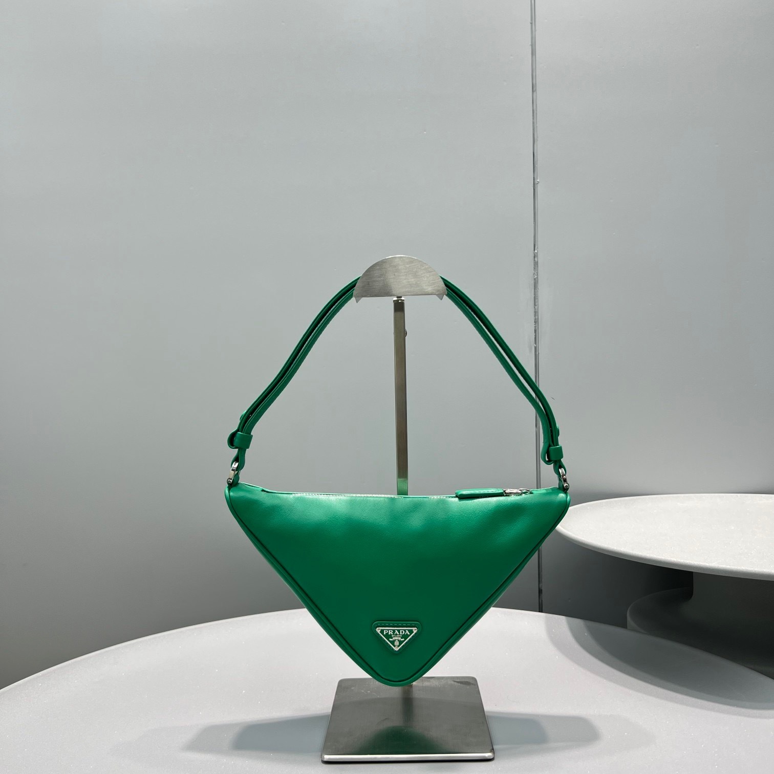 9A5EB1AE-2A4F-47F8-973E-57699A2803E7