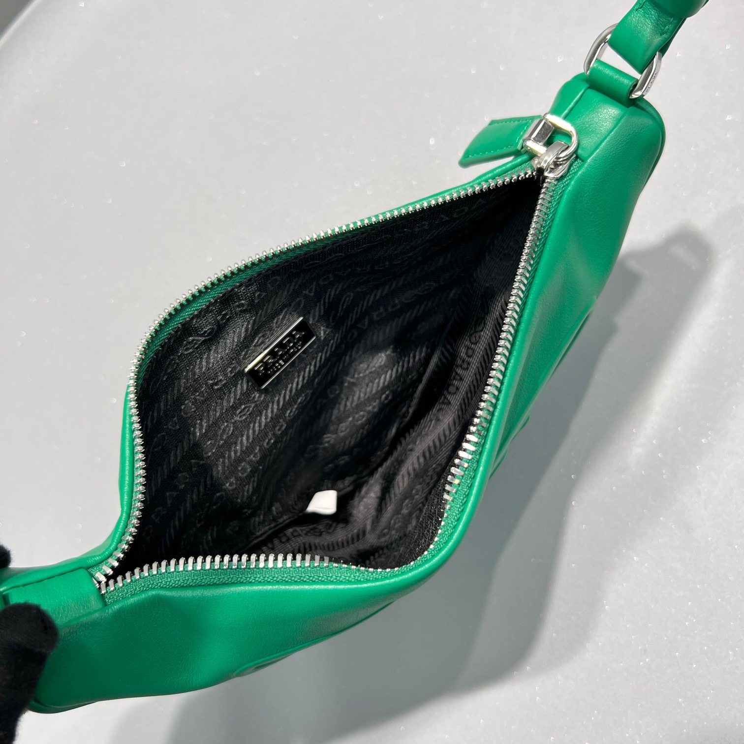 D17FDDFC-7970-4893-A104-C692AAC5C238