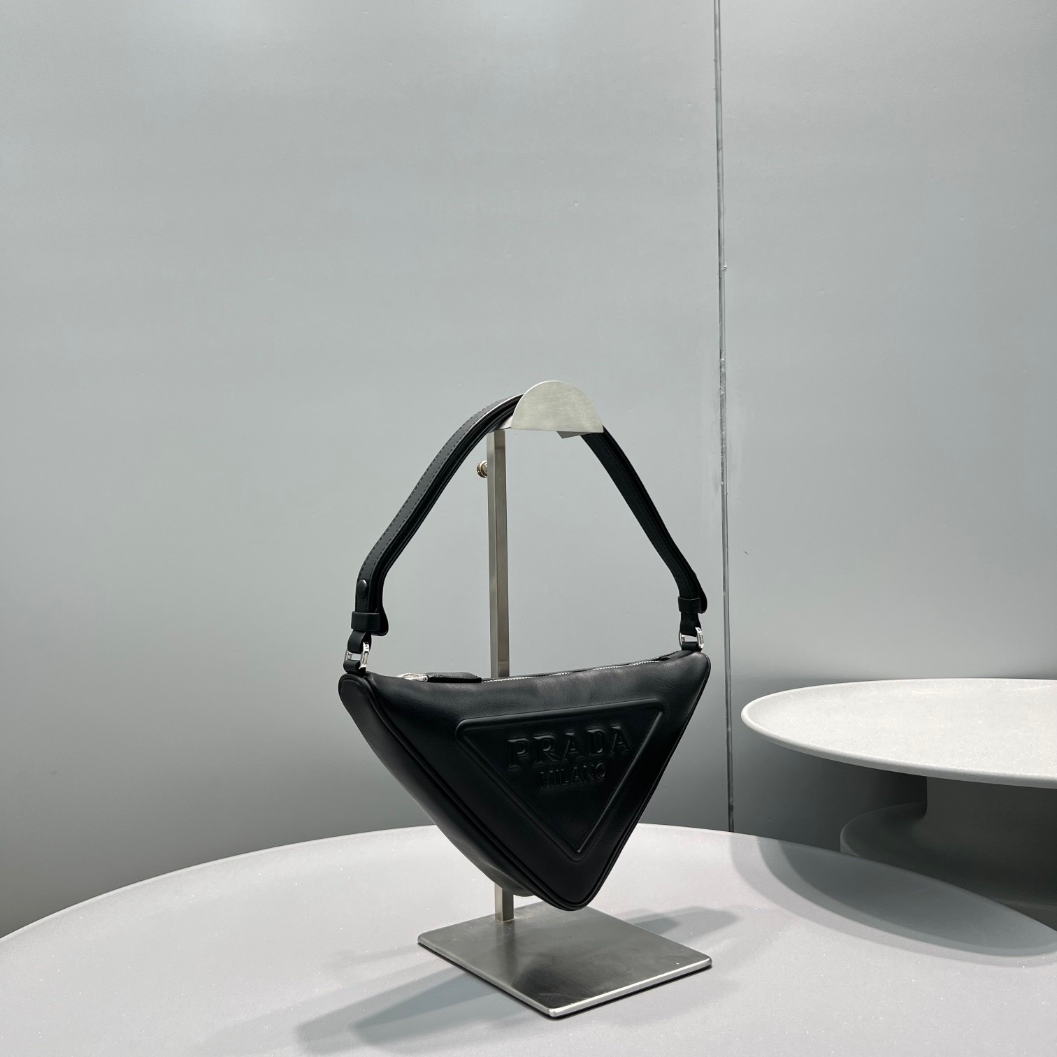 7B7E765B-6337-48FE-9119-ECB5D89868ED