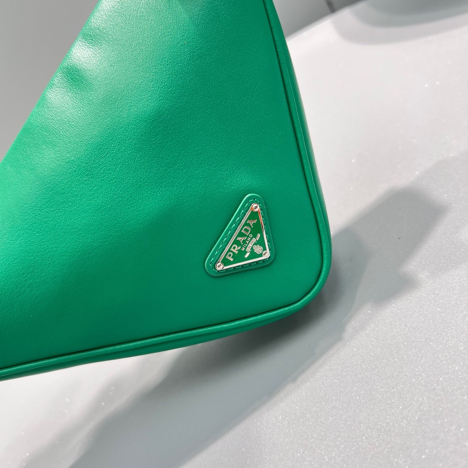 F48C9ED6-E96E-429D-8F15-2031CACF28FE