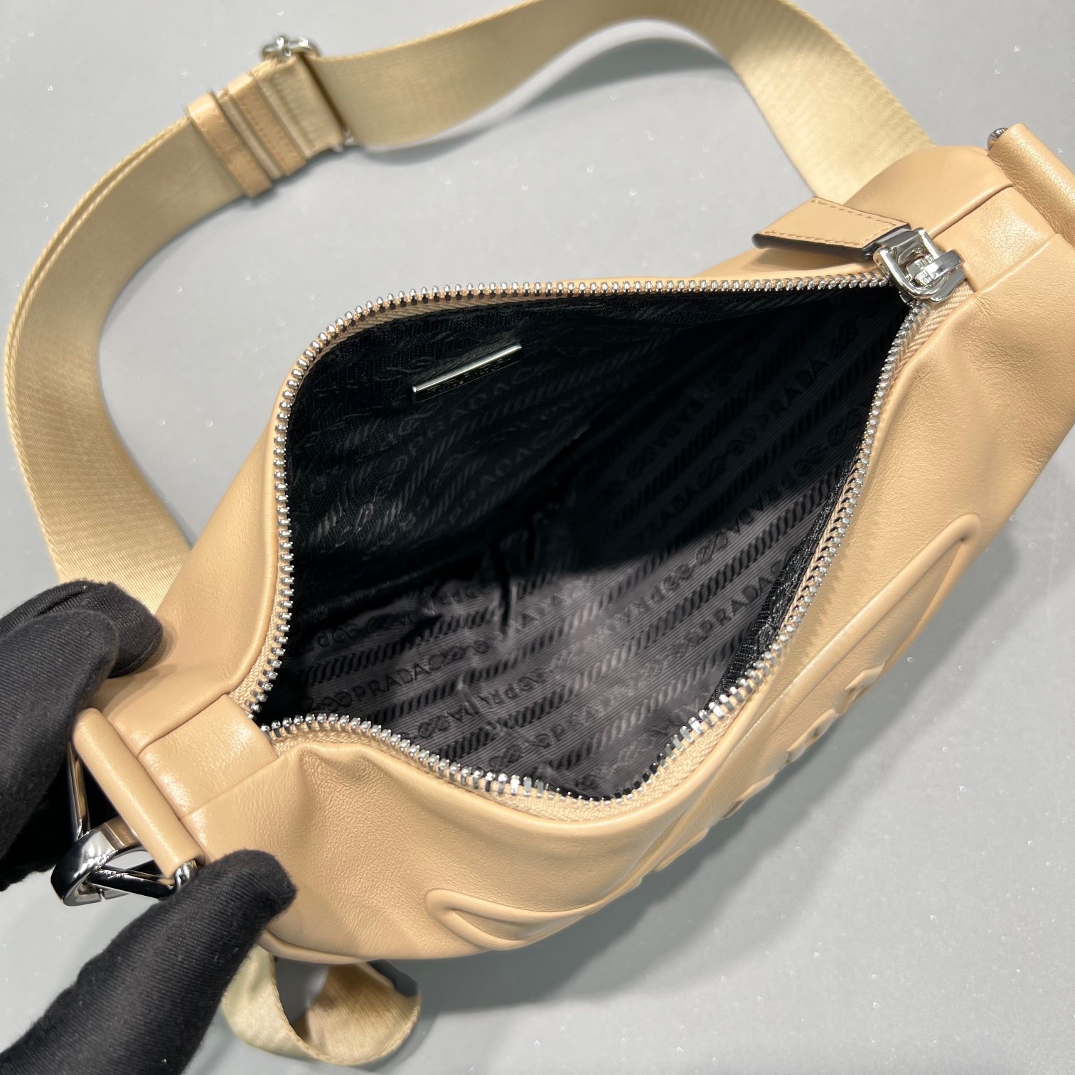 3CD06D18-DBC2-4D56-97C7-C356535B566F