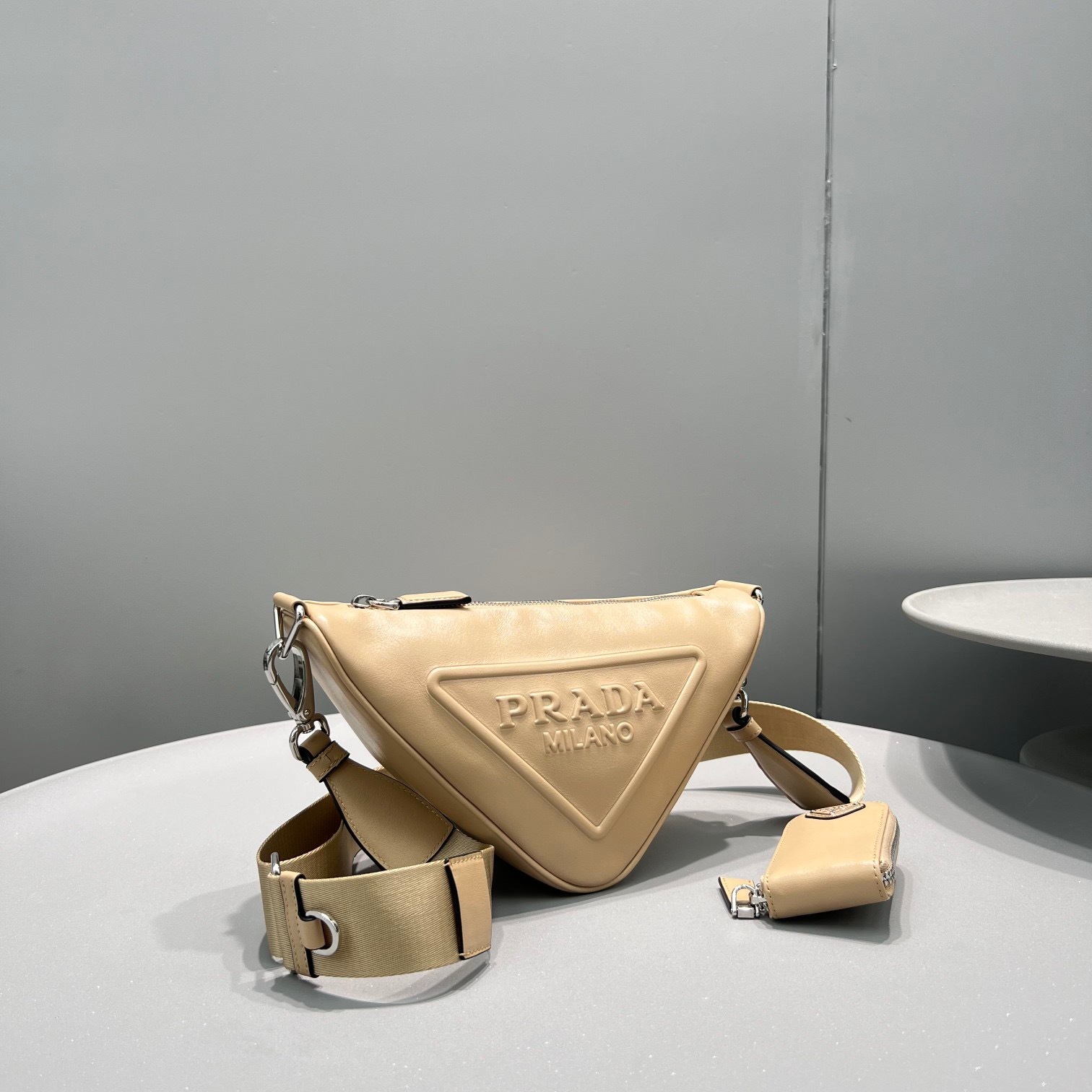 A5EE0BF2-A76E-4796-A040-652B7C2AEEF4