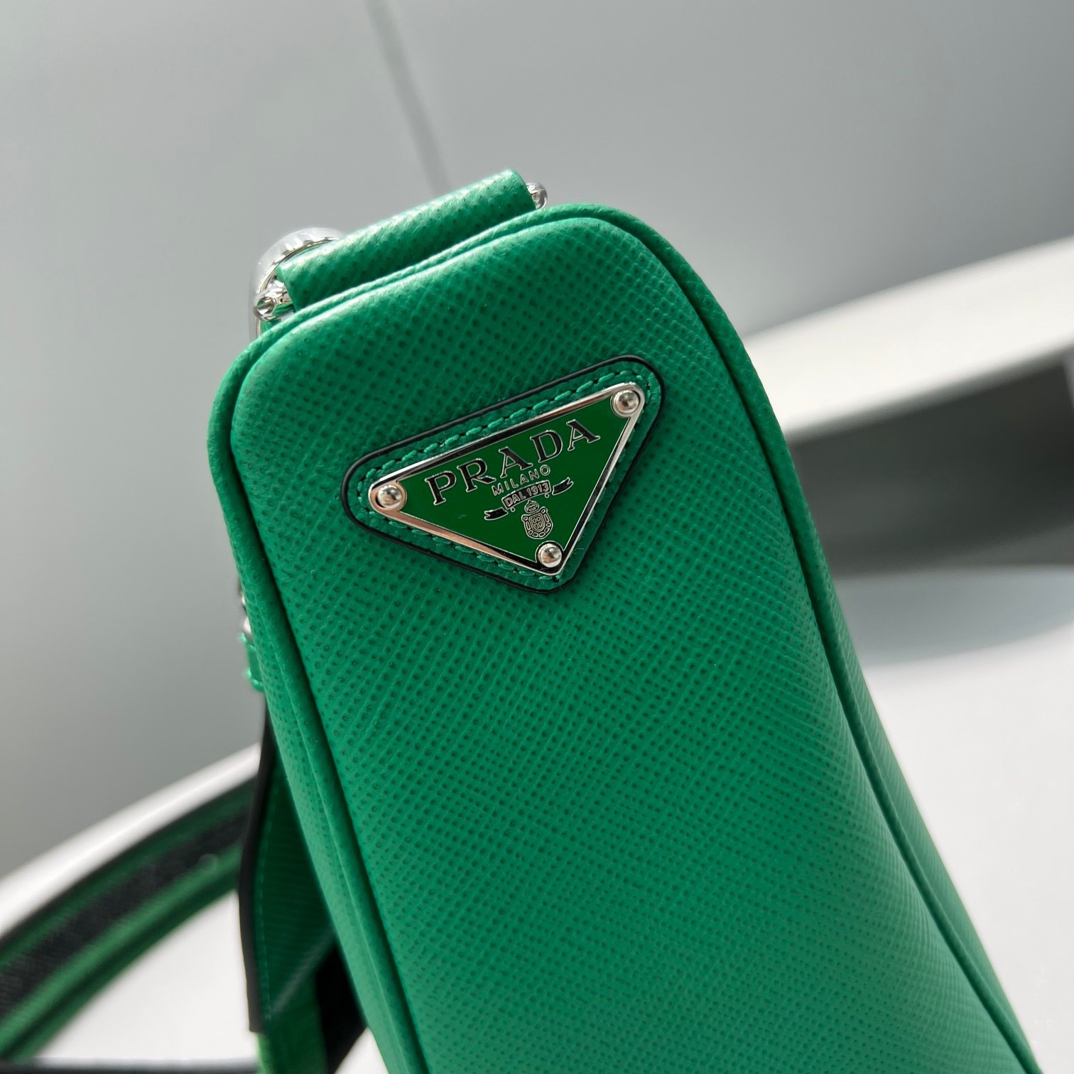 A1D8B8AF-6FB0-4B69-823A-3060E8E9EC46