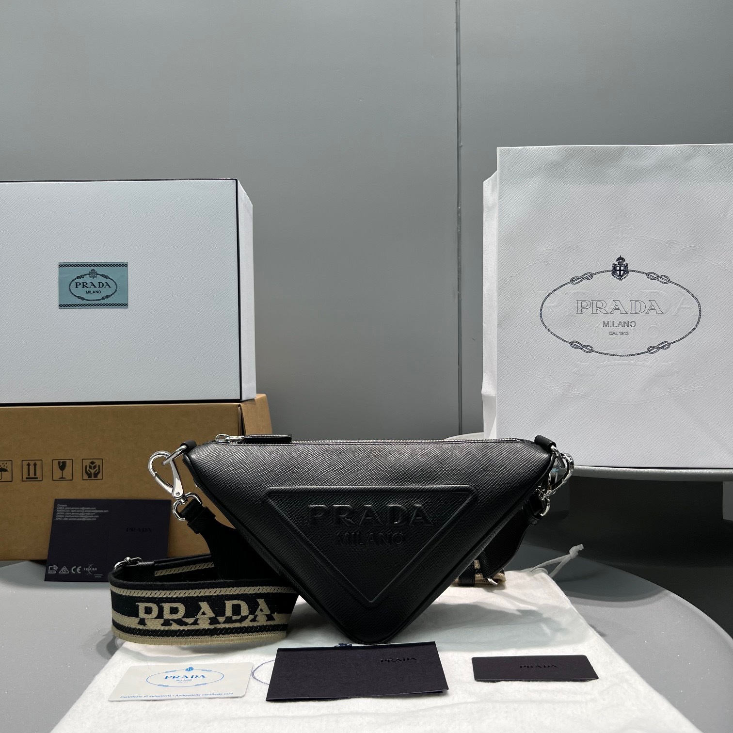 ED651CAC-DEDE-44F8-9A64-9DAE3F07735C