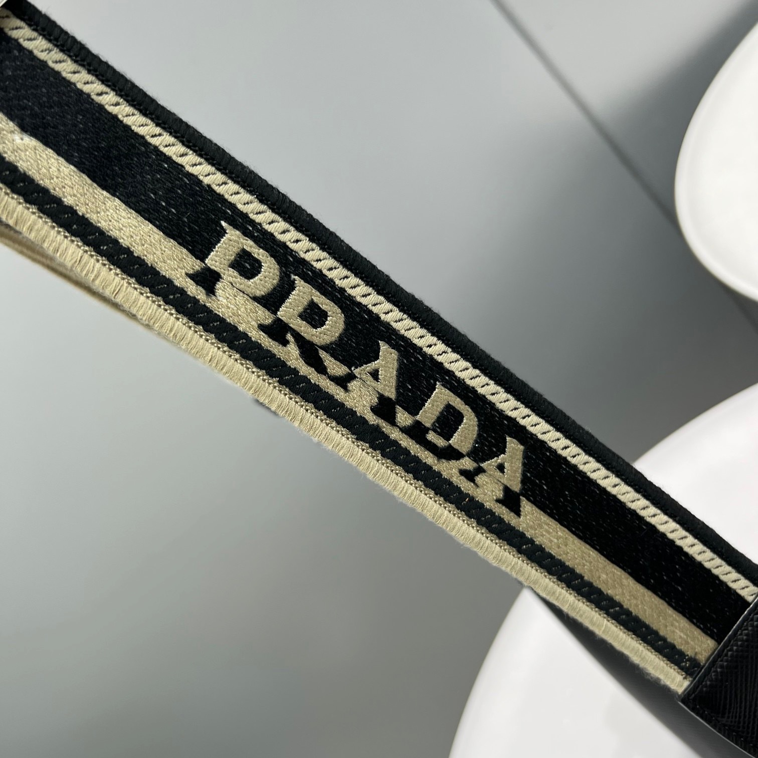 416BFFB4-5FBB-439A-B224-363BF0BE3804