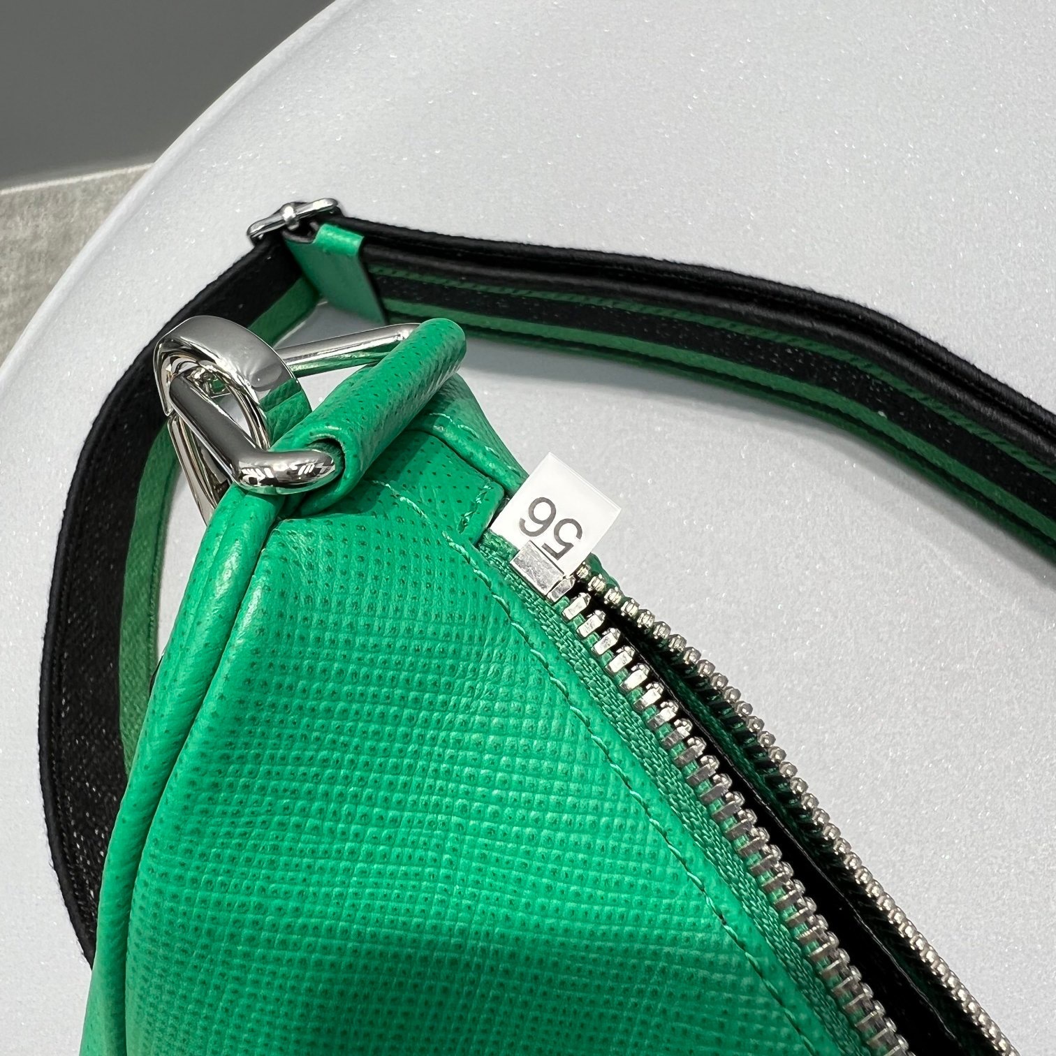 6864A111-0482-483B-82EB-702A7AA3EDE4