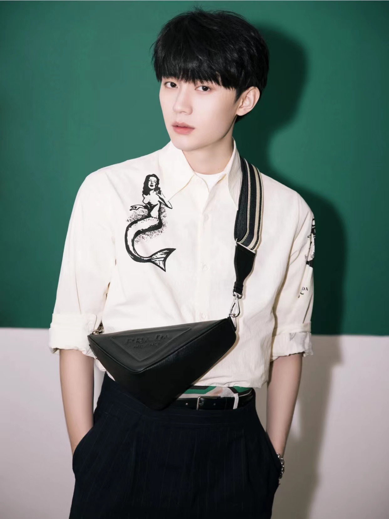 7AD644C5-A016-4A68-8E6B-3A3FCD51B7BB