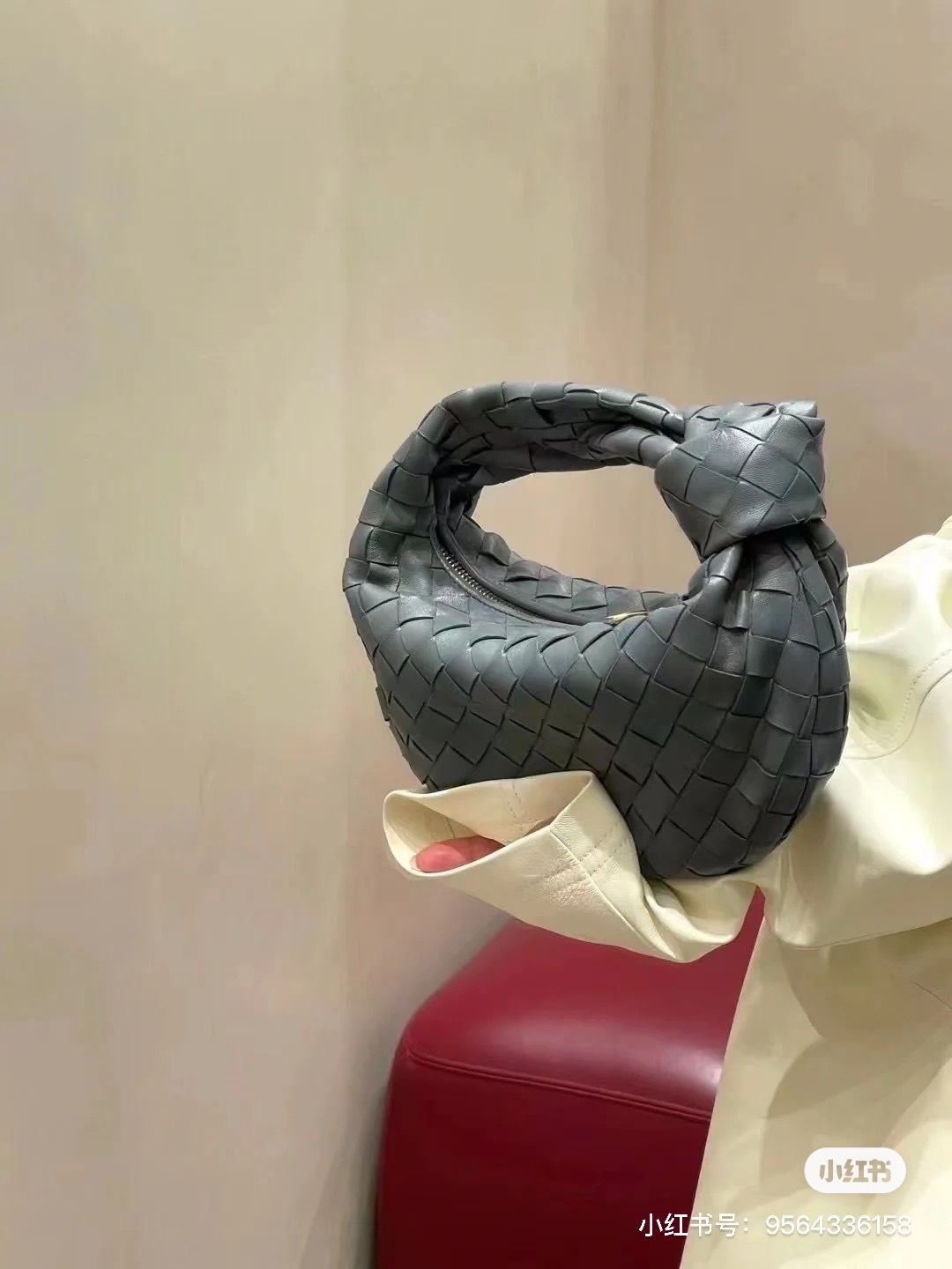 28AA08A3-BF2C-43F0-975D-0B6D96FE895C