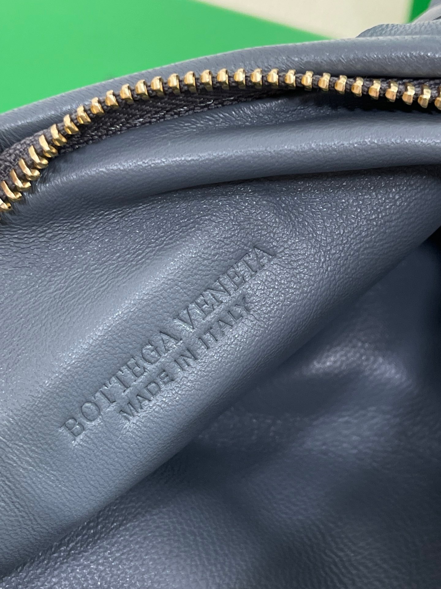 EFB5C43D-EAD5-4B12-BBF9-2DF7BDA25D26