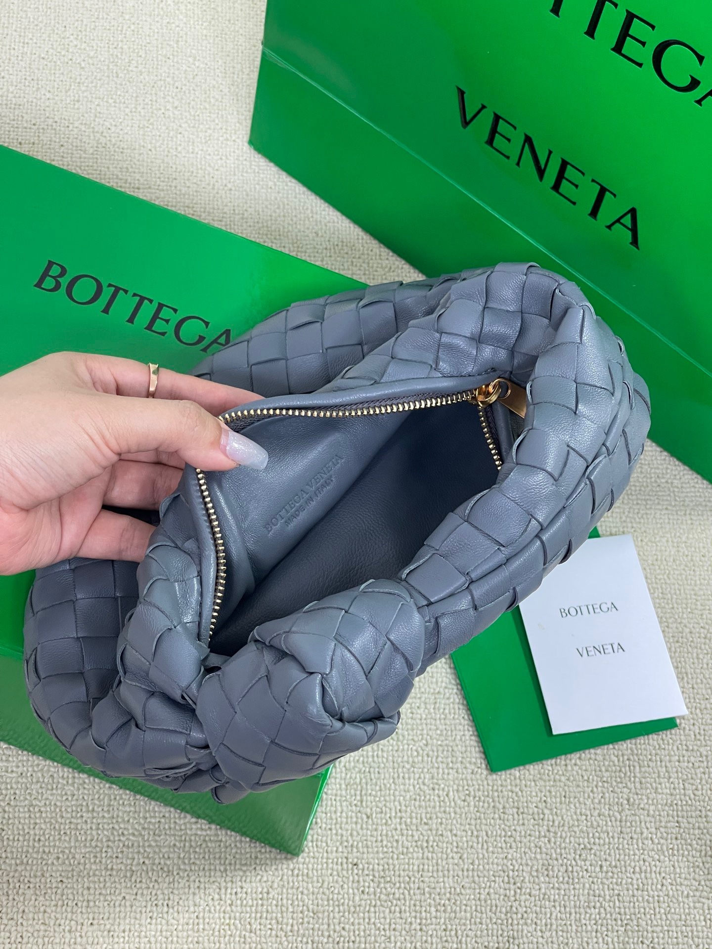 22C3779F-ED36-43BA-A936-ED7EF35DCEFC