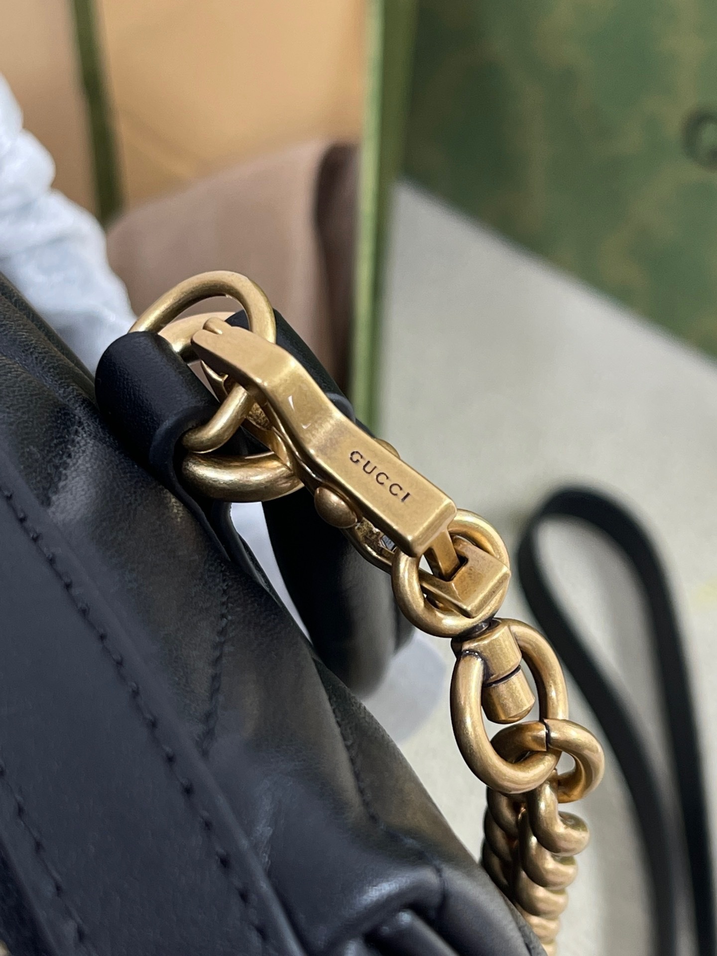 6E1BAF6D-5877-4338-8AA3-50F9B06A2809