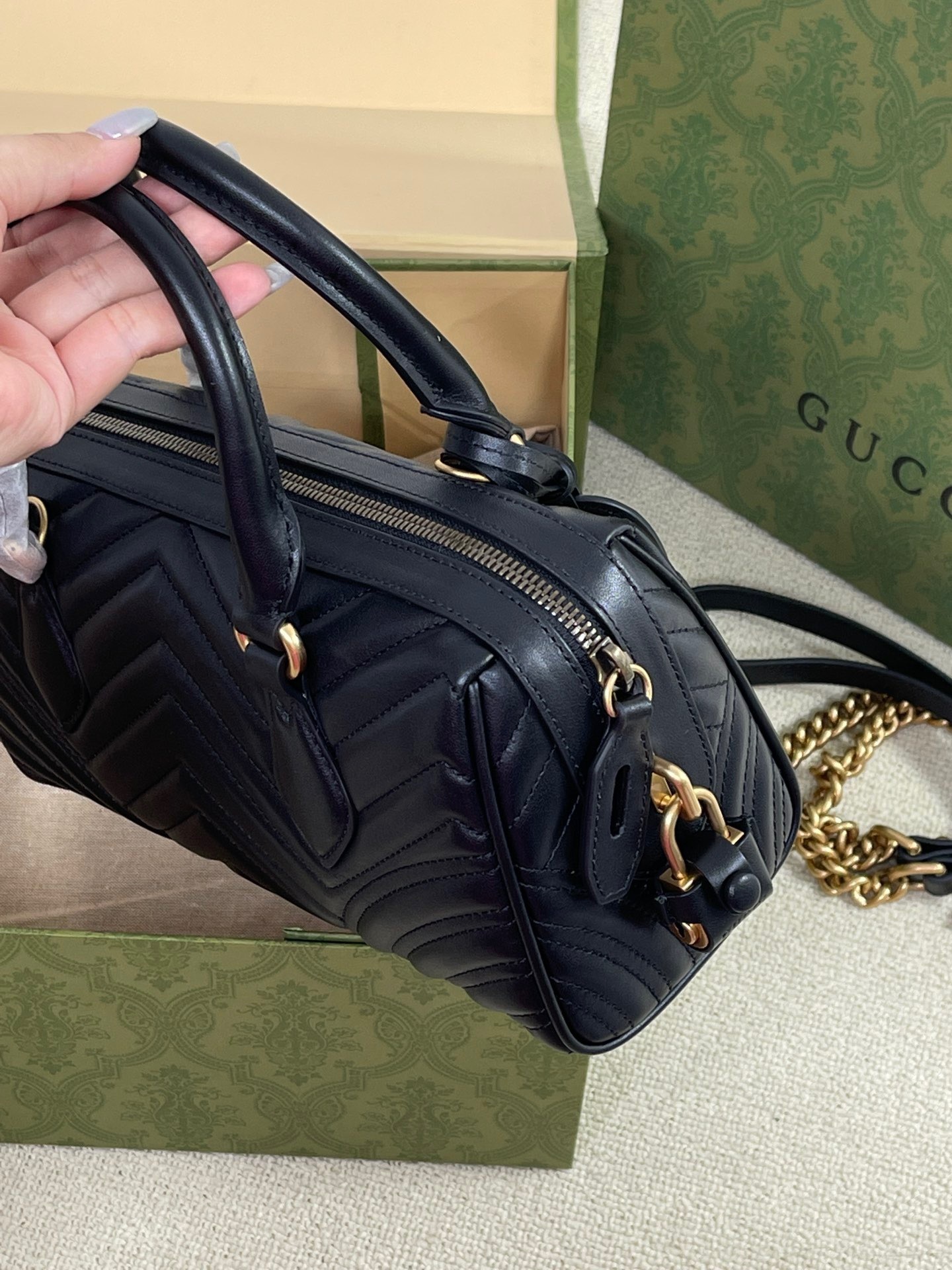 5B878F1D-D64E-4BEC-B87A-B4949AB52C57