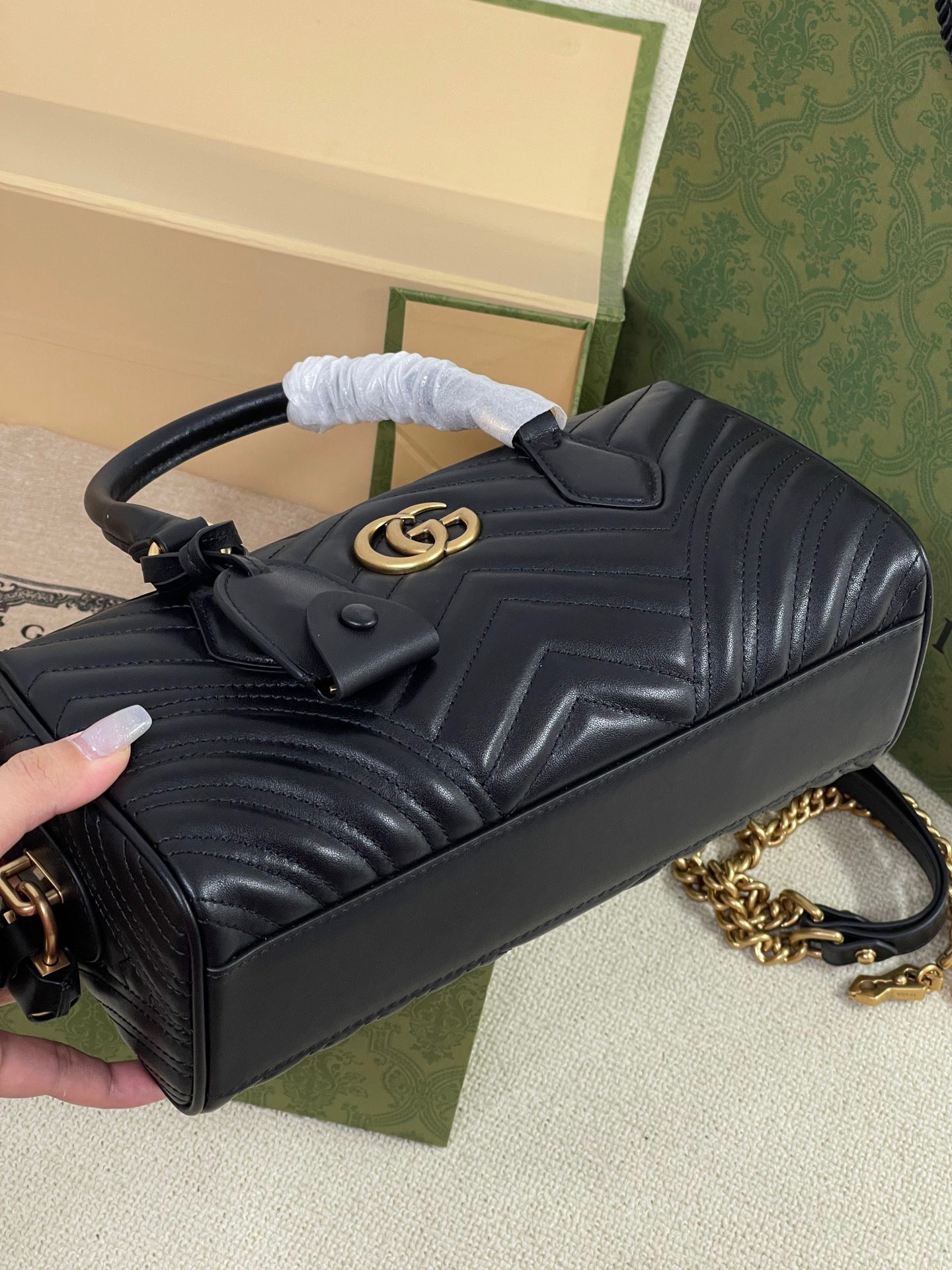 4E6912FD-62CC-4850-8F27-C66C750E5203