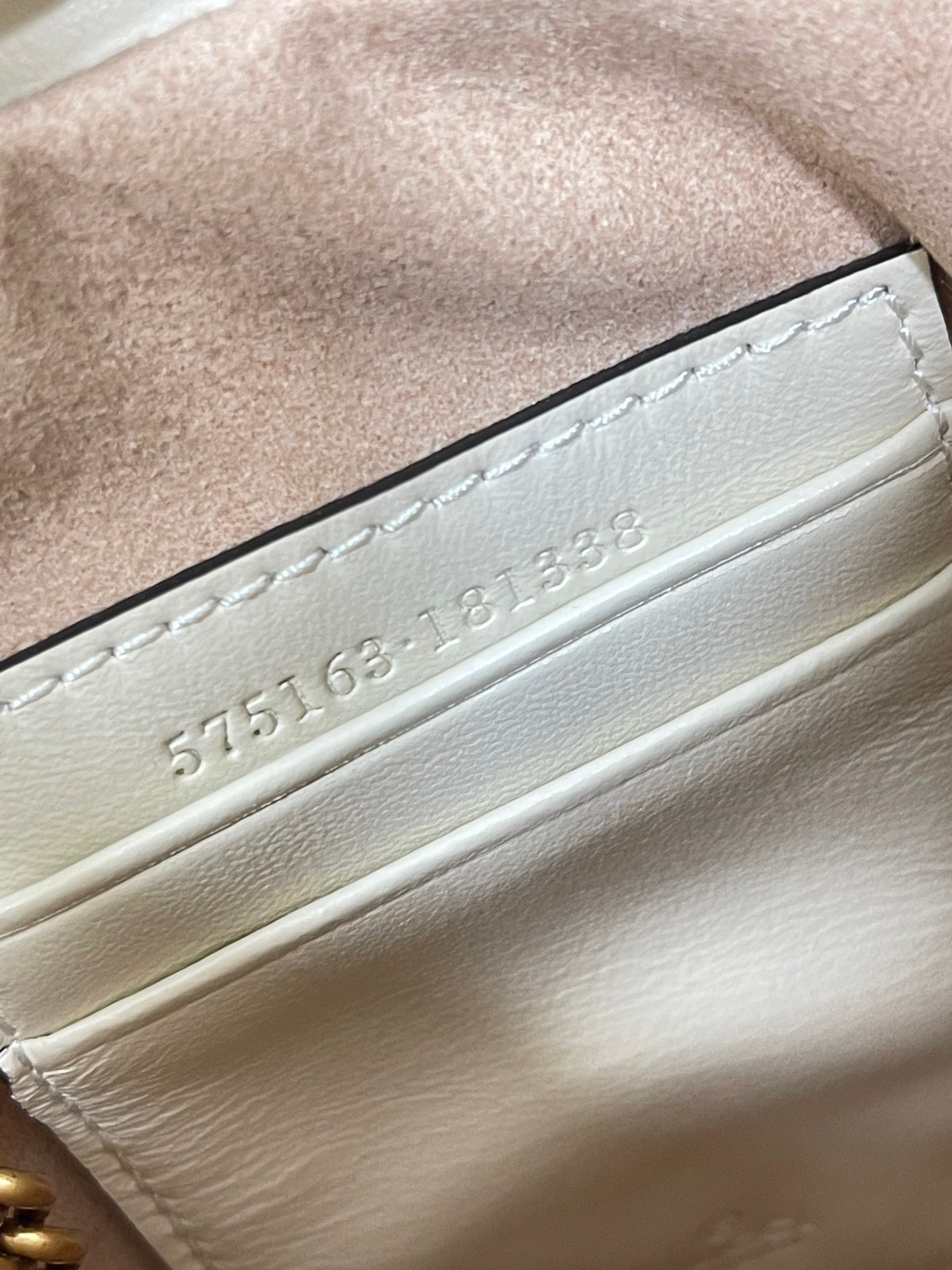 A158E759-956E-4B43-9450-FAD256BEED35