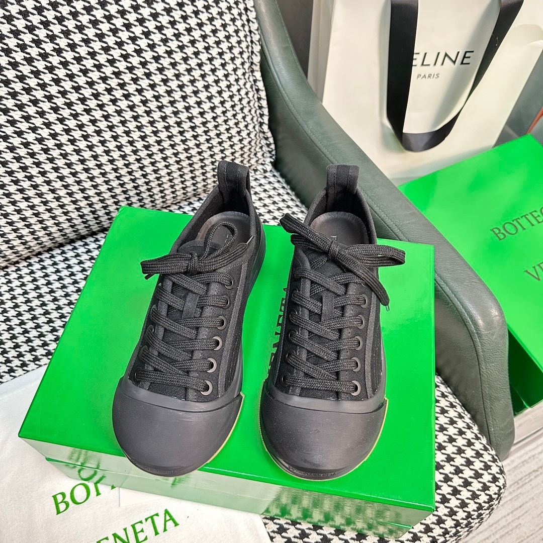 311EE203-66C0-43CB-84B9-F487757988DD