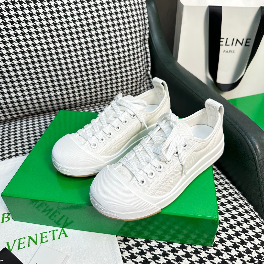 92635C40-994F-4E31-91E4-EBA3F0D91531