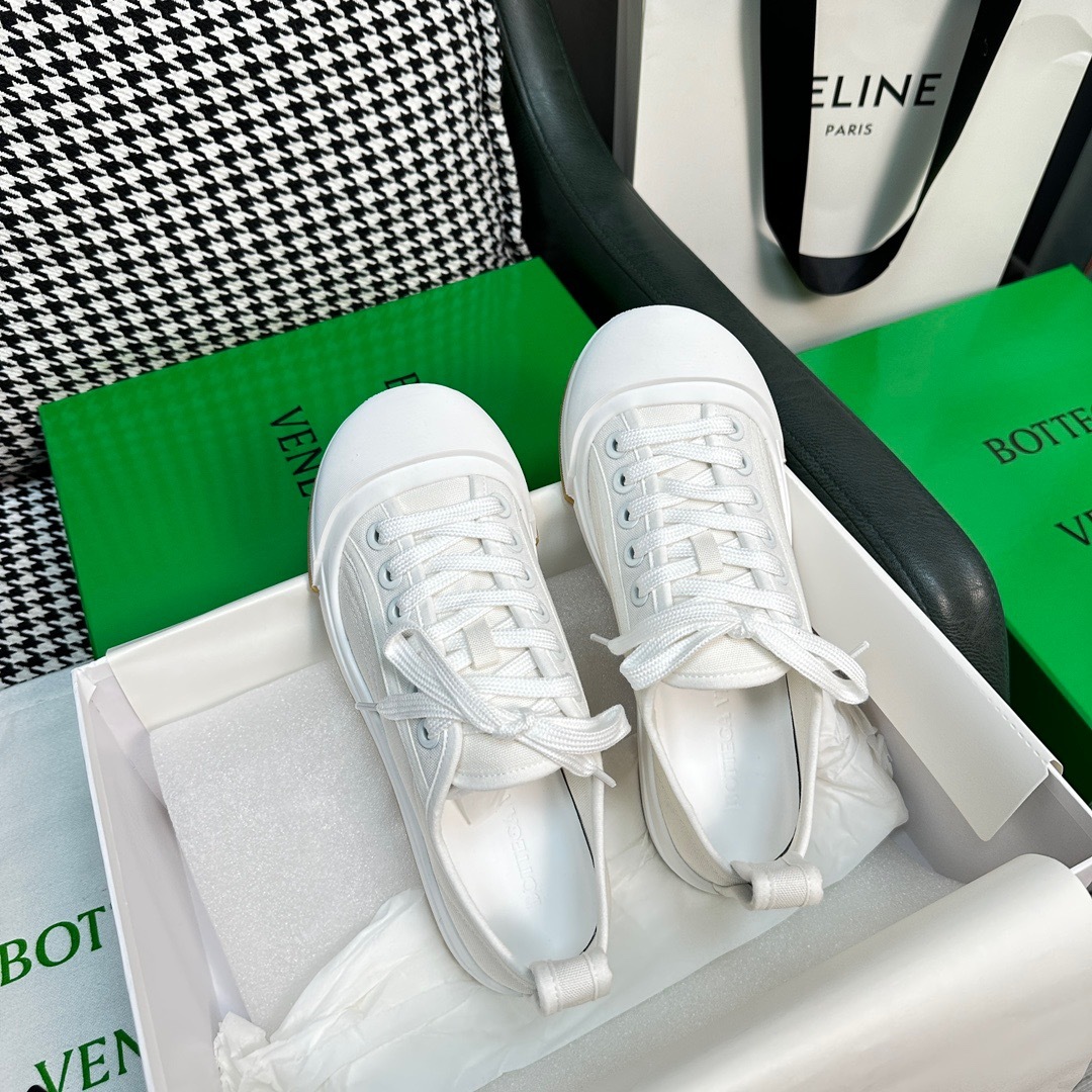 0FE43E94-4FA5-4924-80C7-799CB9973D2D