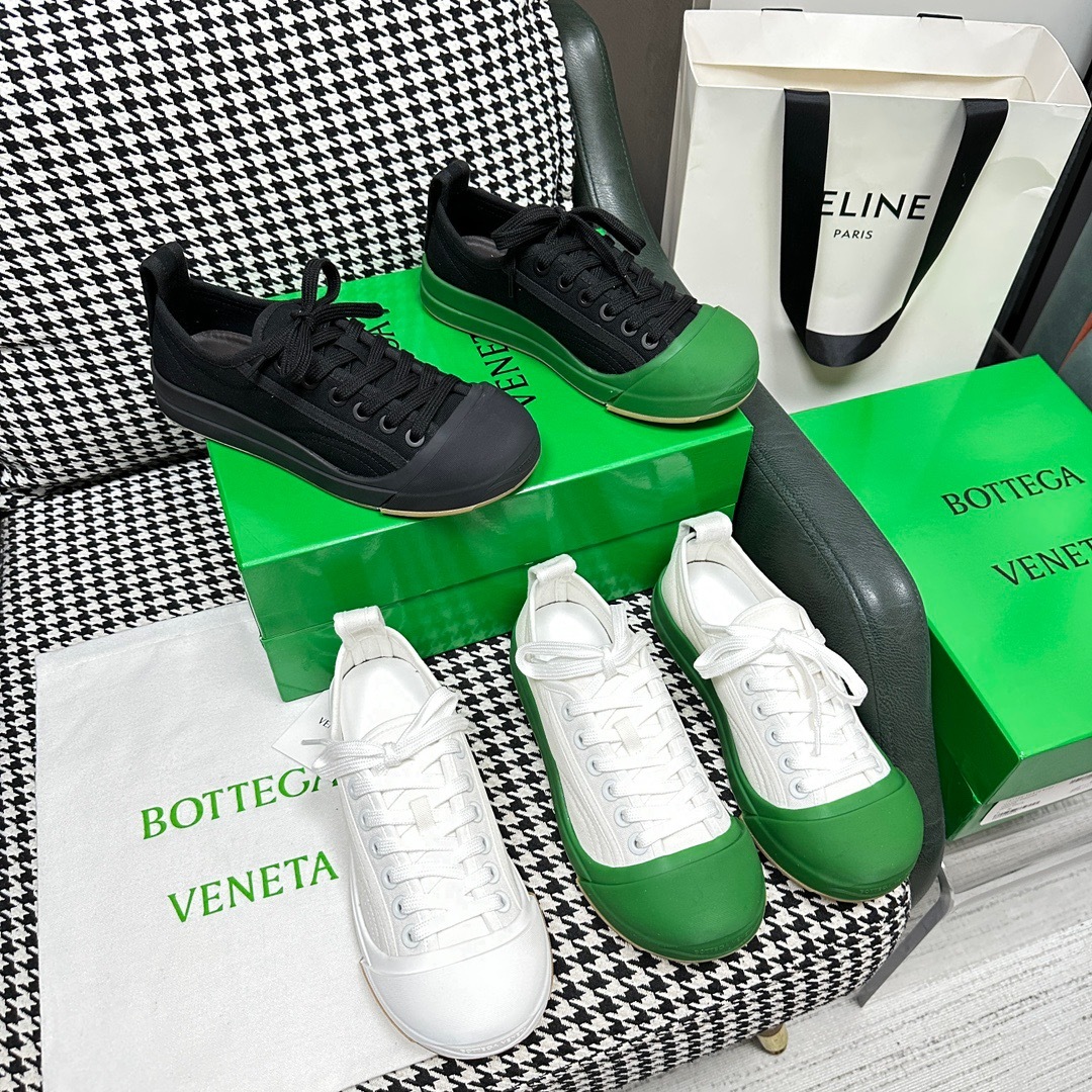 98688AE4-0027-410F-A126-278EE9D39FFC