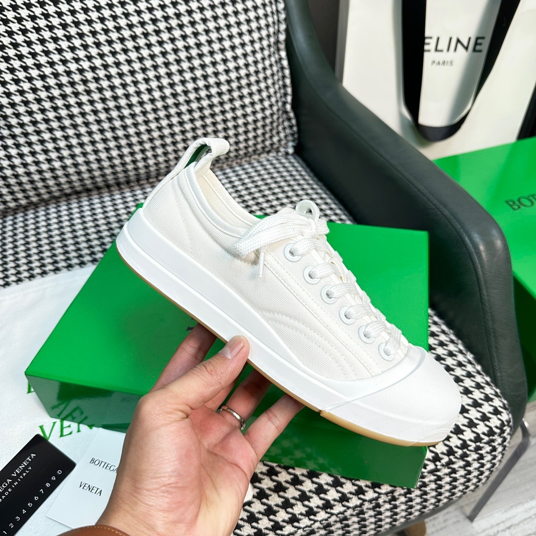 1EAF831C-D7A5-43AB-A70E-611461CABFFA