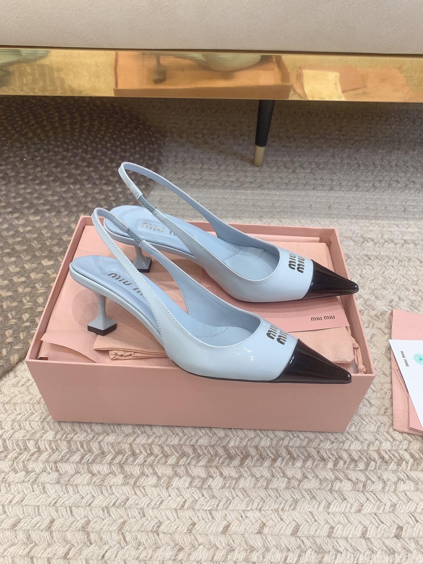 D3EE5E7D-B9D9-4312-9F4C-A478F3777233