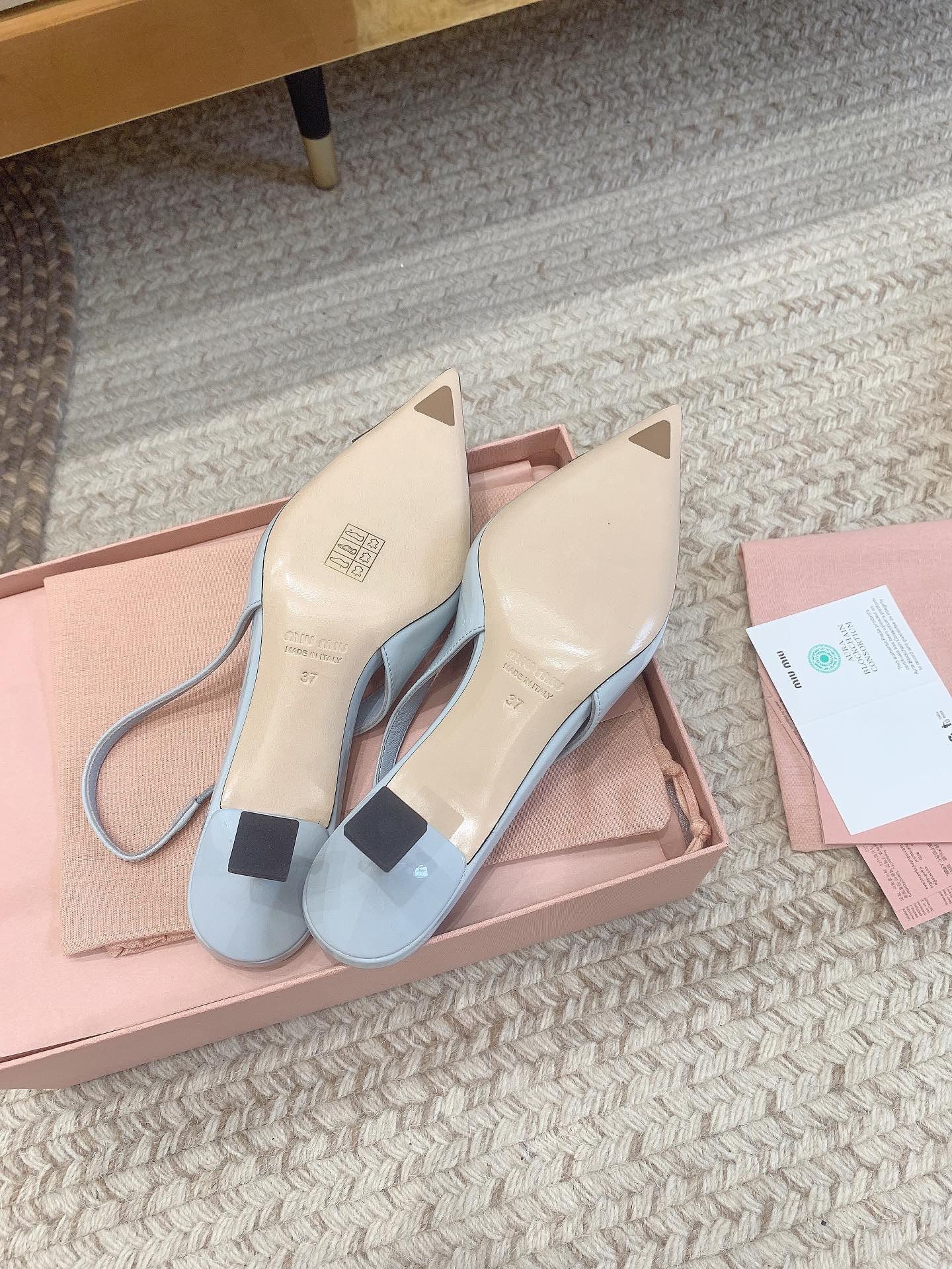 1906D1FD-BD50-4D28-8646-DD36DB04A6B8