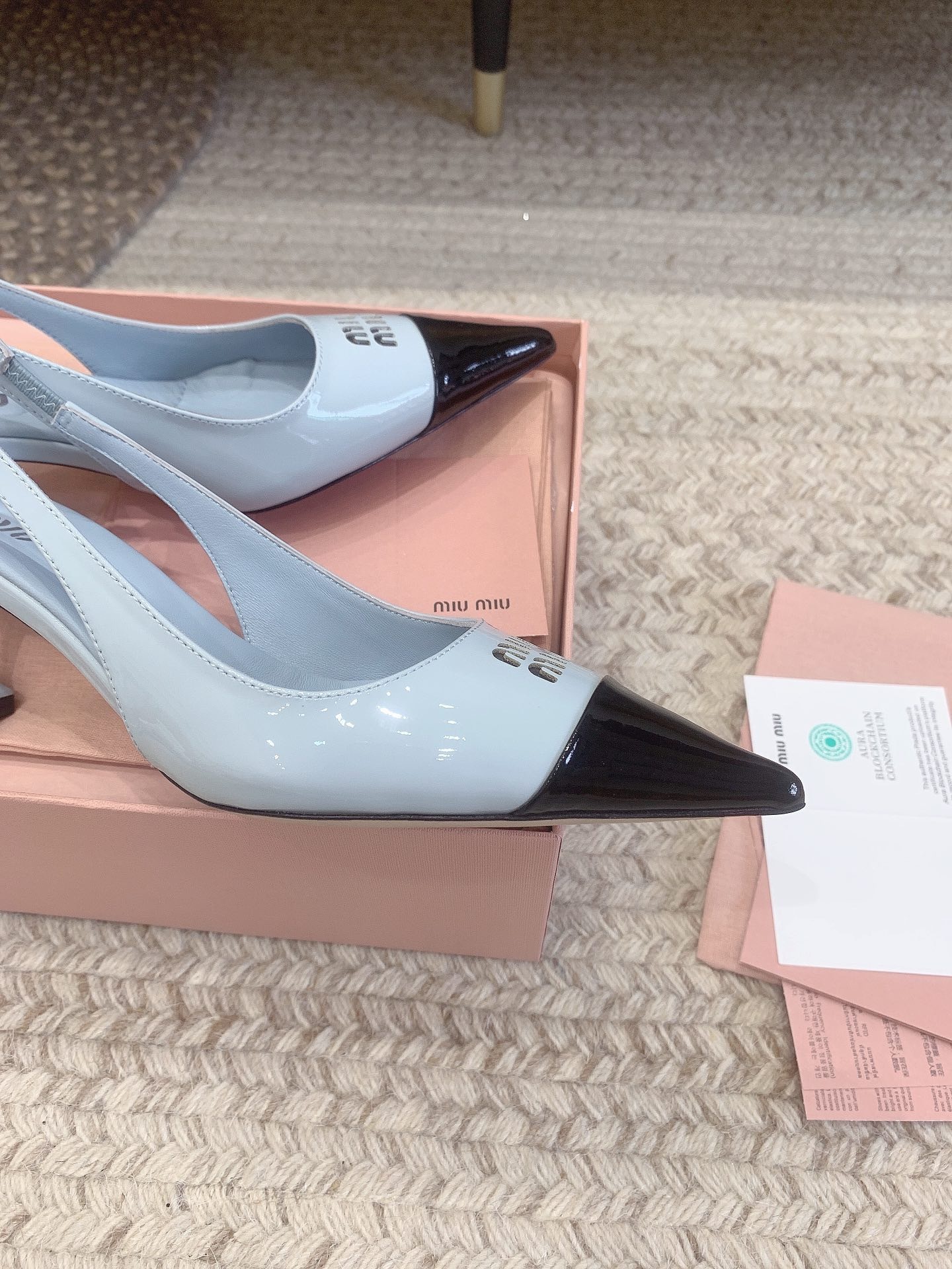 7AC784BB-0272-4030-A58F-7E44BC0C07FF