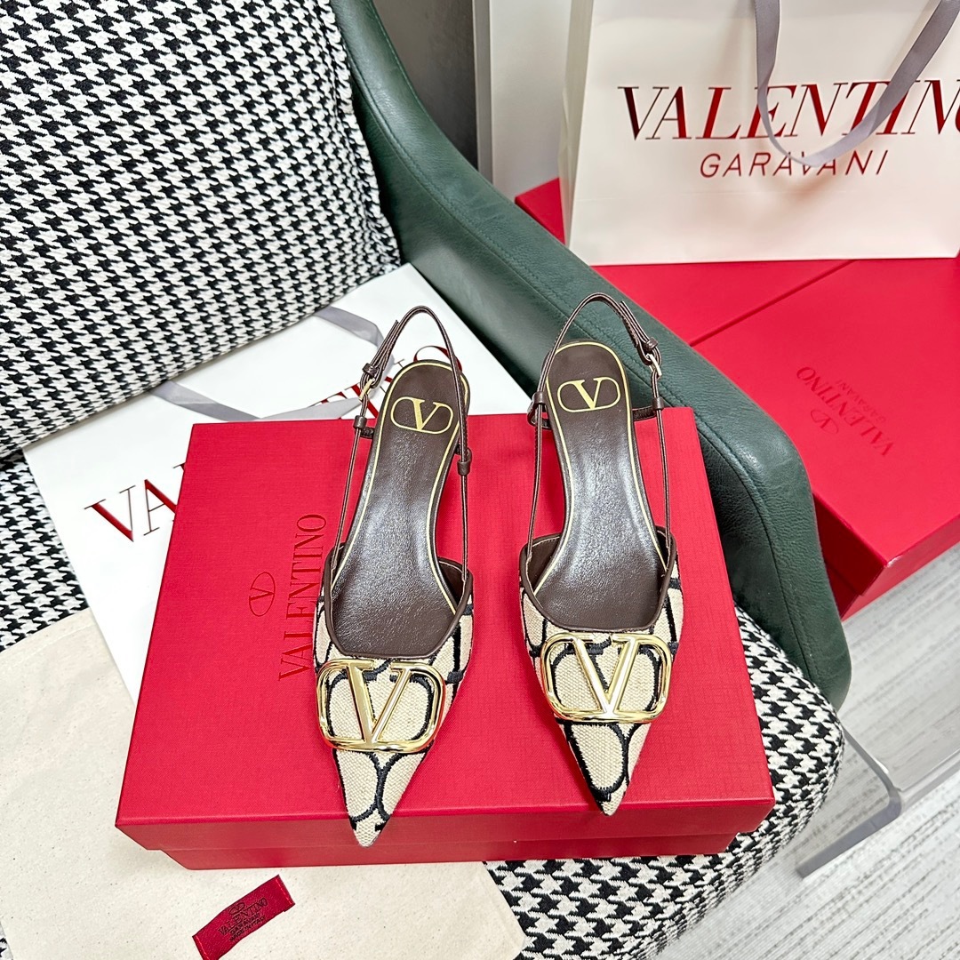 A8399709-263E-436D-B12C-0F7F3D2E7C1D