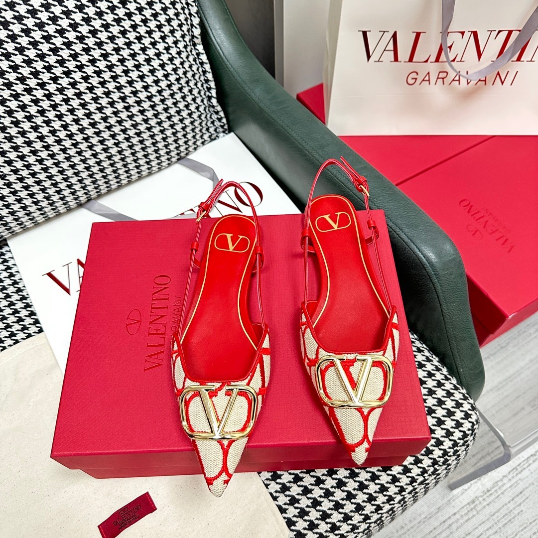 44634781-9E97-4416-9EE6-848CF4D9691D