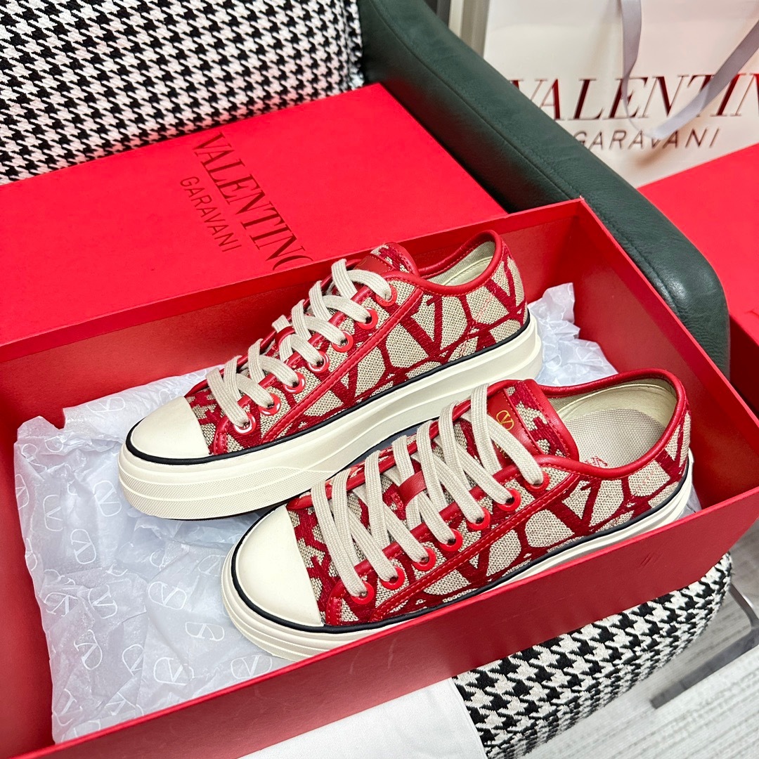 2E2B319D-9C27-4636-927B-A6F1EBF43D71