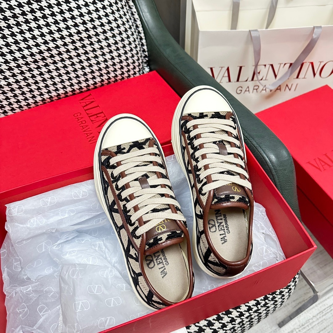 F0F6BC1B-7018-4F9D-A0ED-C3A94071A37A