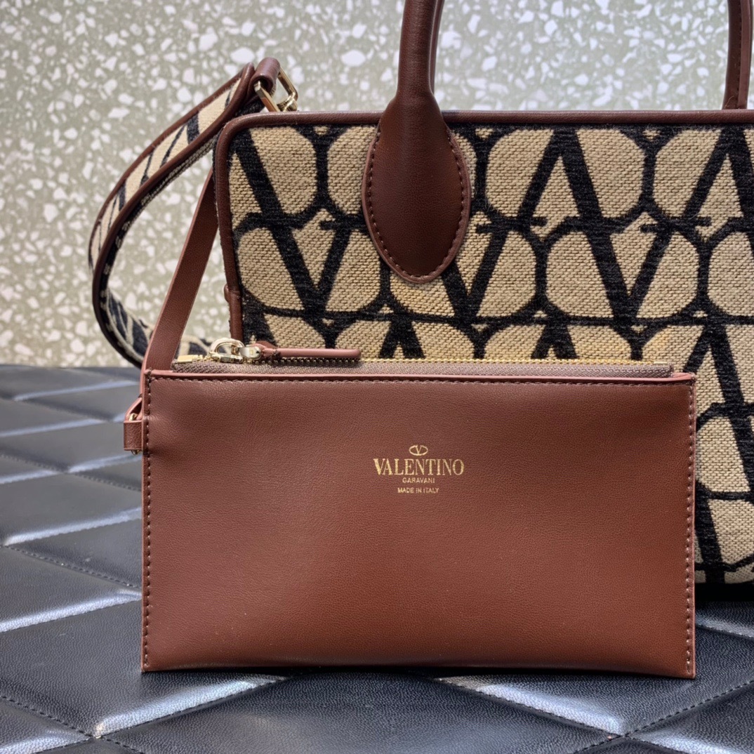 A221C14B-6E87-4132-9944-CB58A52CEA7C