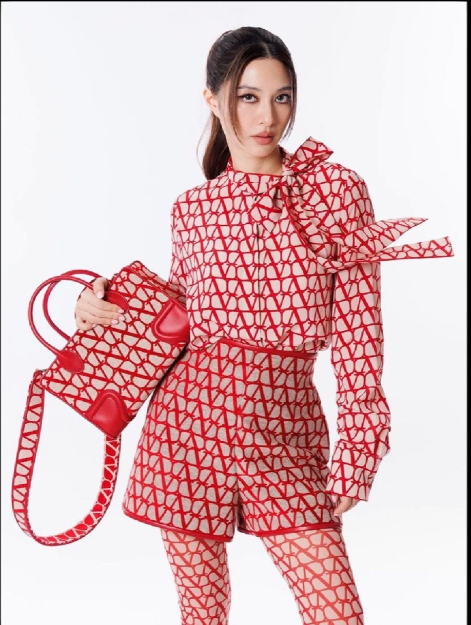 38B6285B-24ED-448D-9D8C-277D51668984