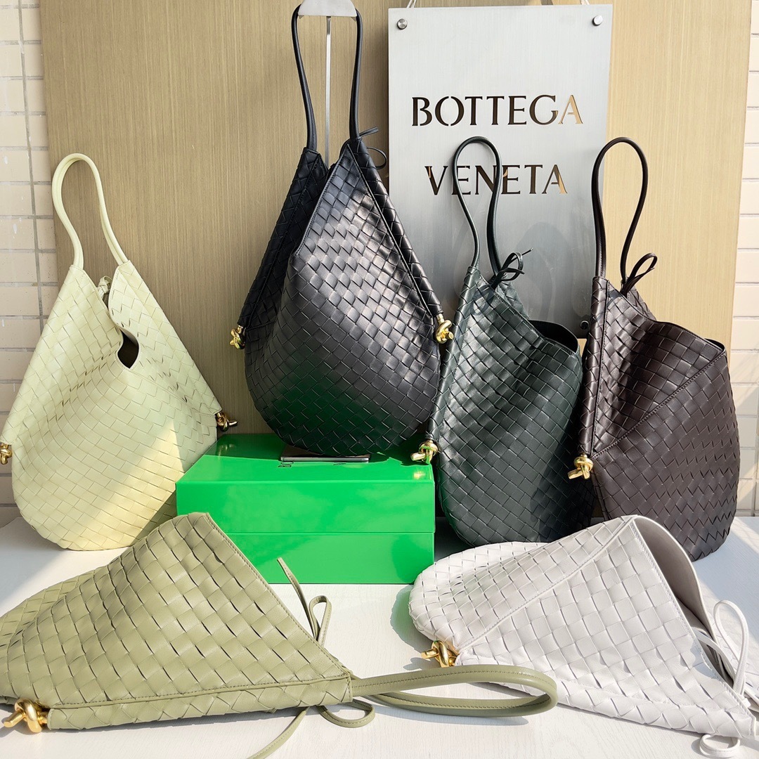 5168ADDB-226B-49A3-8BB1-A20860C10311