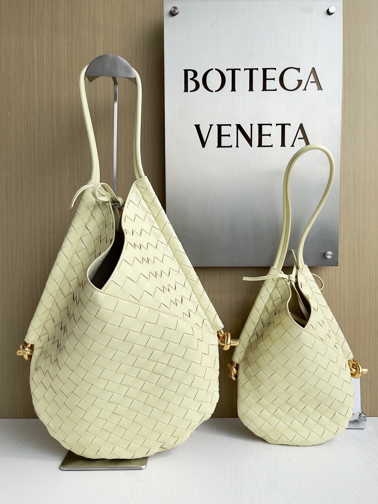 ECD1D3FA-C851-40A3-9FB7-015C93DF676B