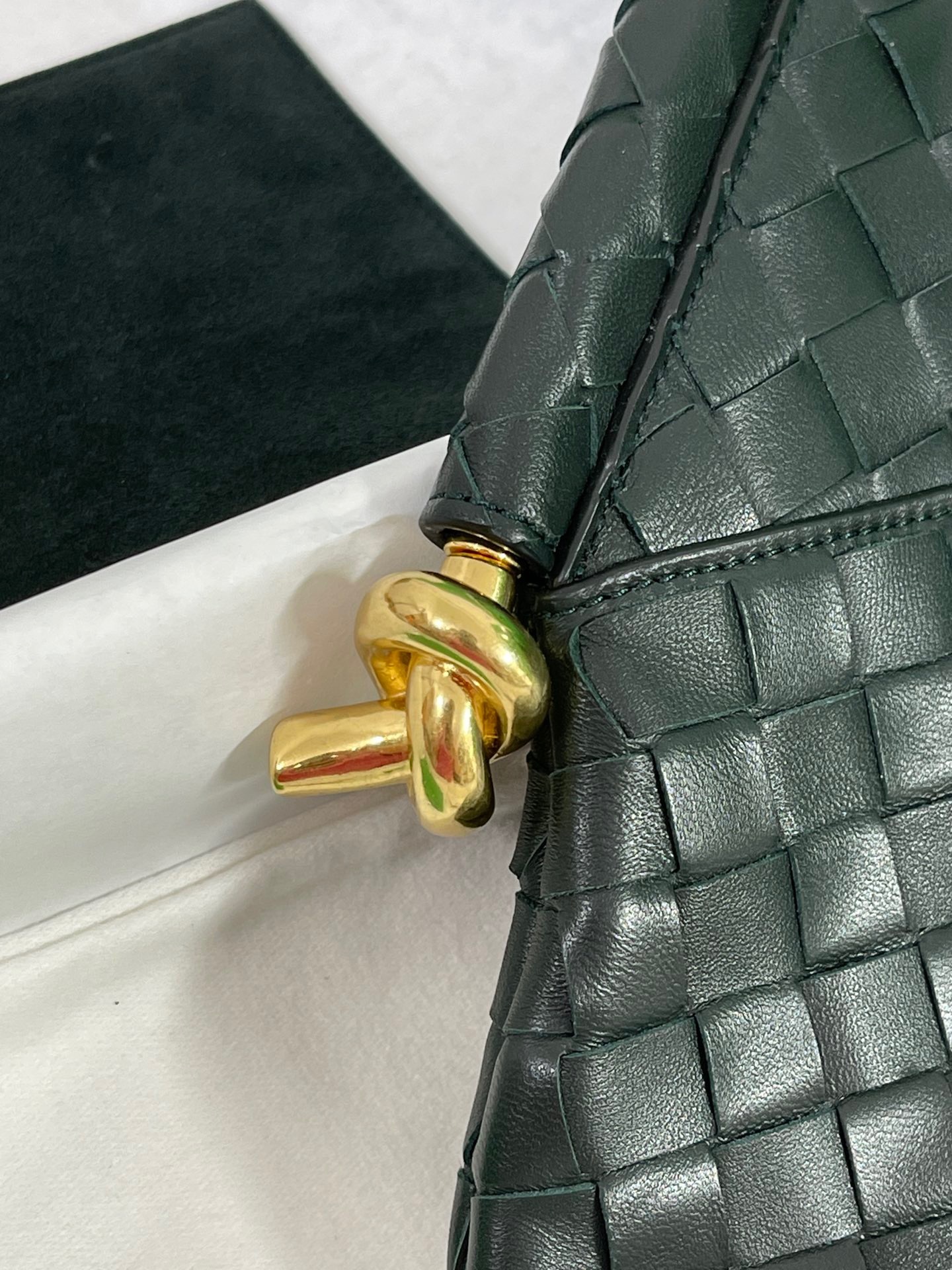 9812751D-4A9C-4A71-AD83-6684A17F9C25