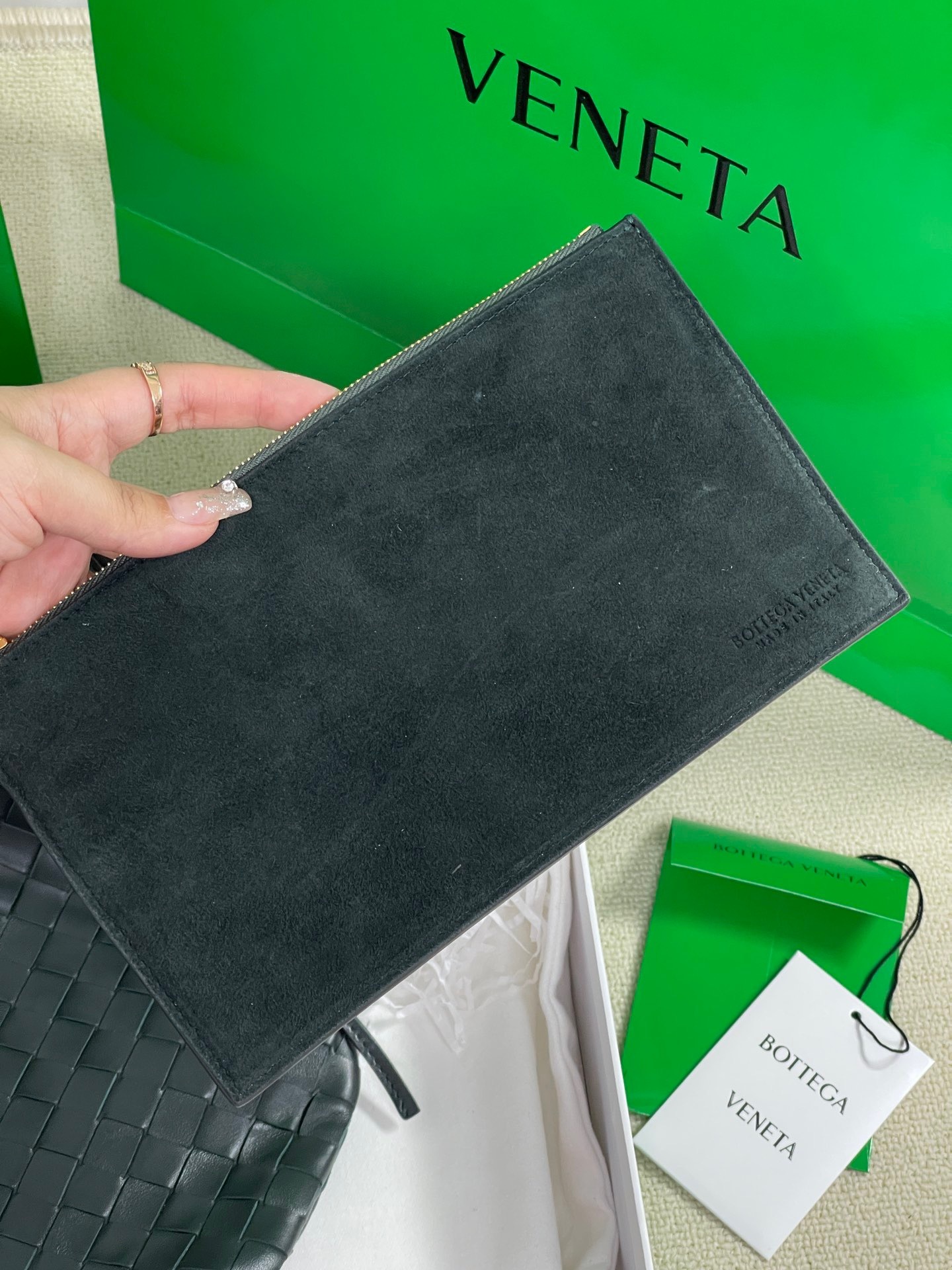 26307EAC-2FAA-4290-A82F-64BBE8792287