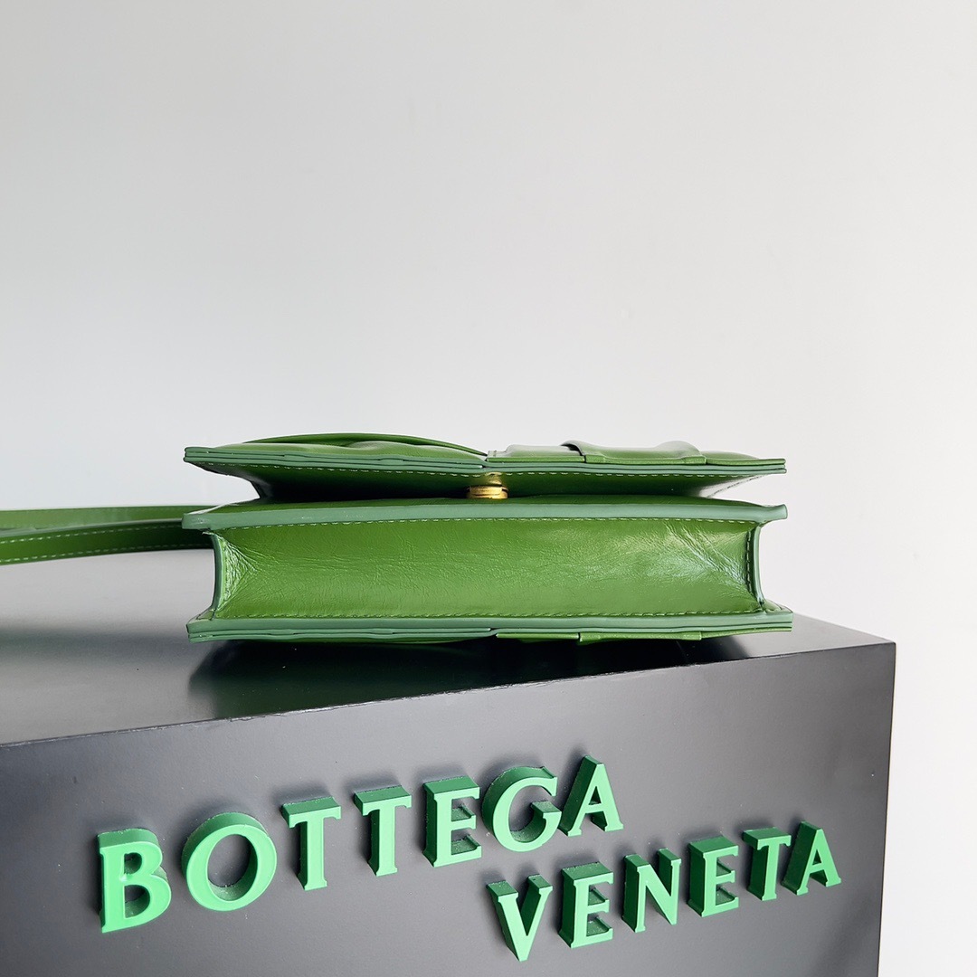 C543729C-2A7D-4C92-A791-FE9D3136021F