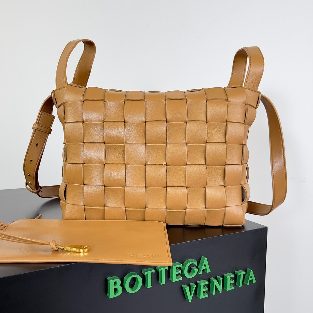 A62B2441-2277-40B7-9D0A-75DCAD3E05BA