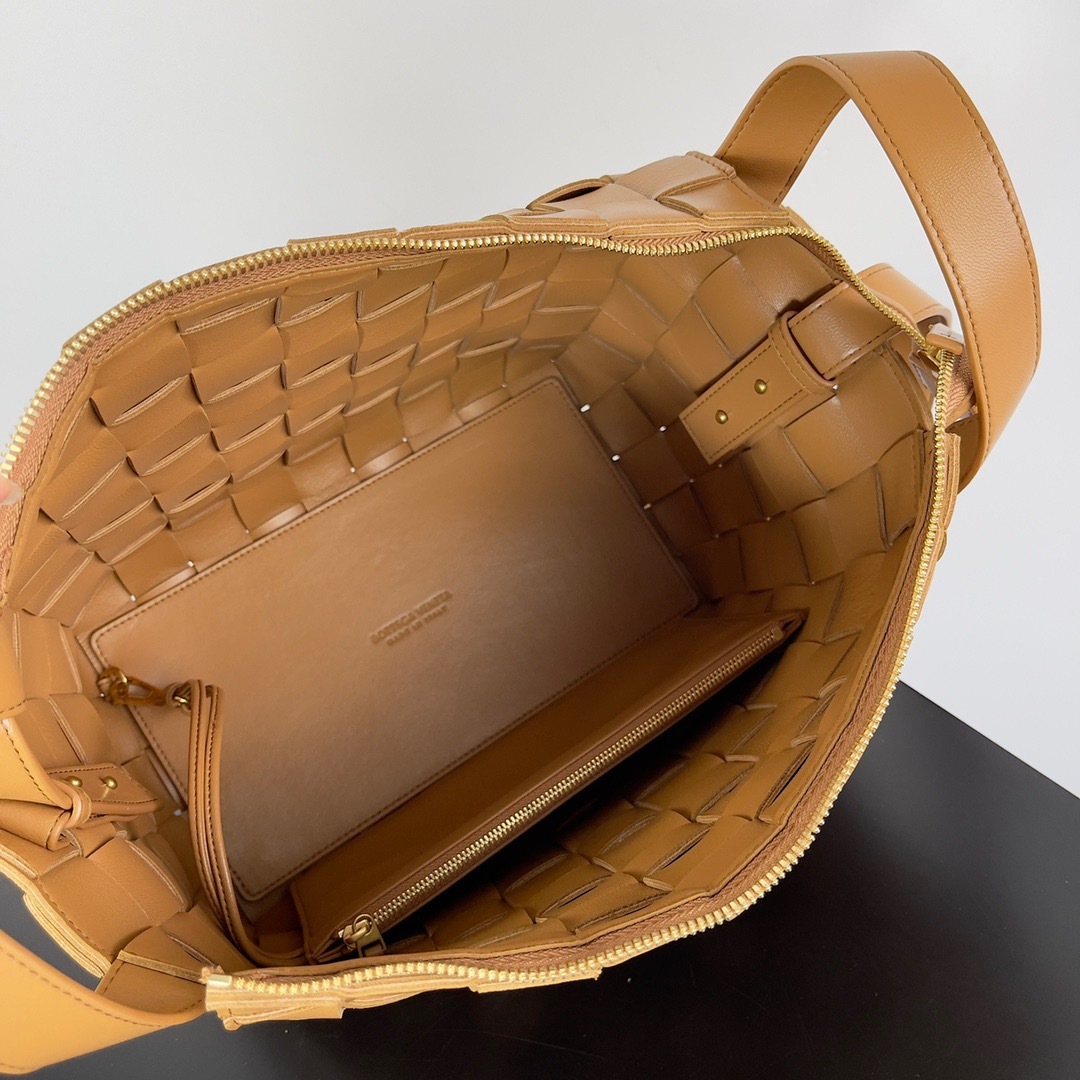 50FD067A-1712-4945-925B-4A4994F917C5