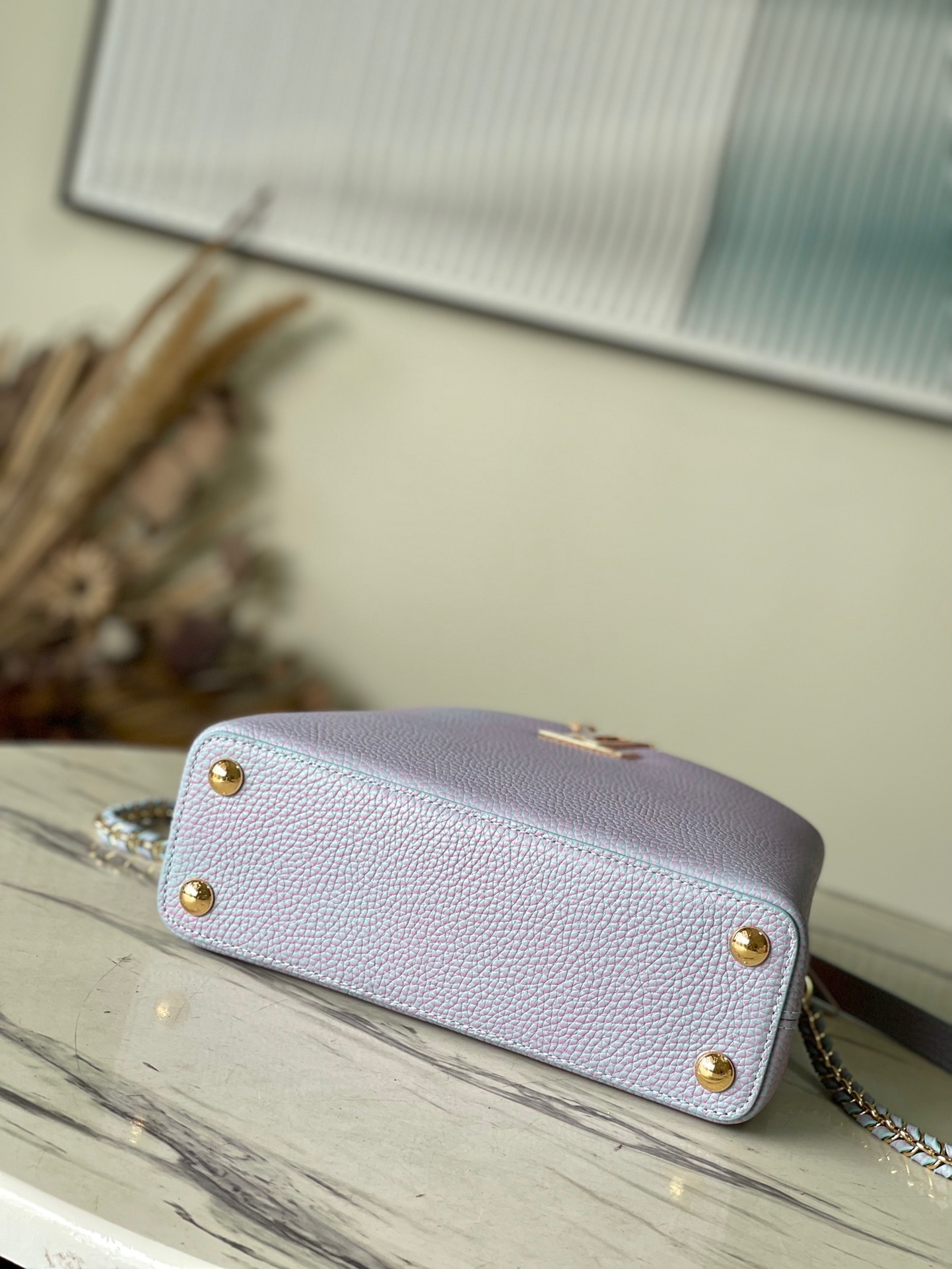 E390C56B-64DB-40BF-9B05-4EDA6F810622