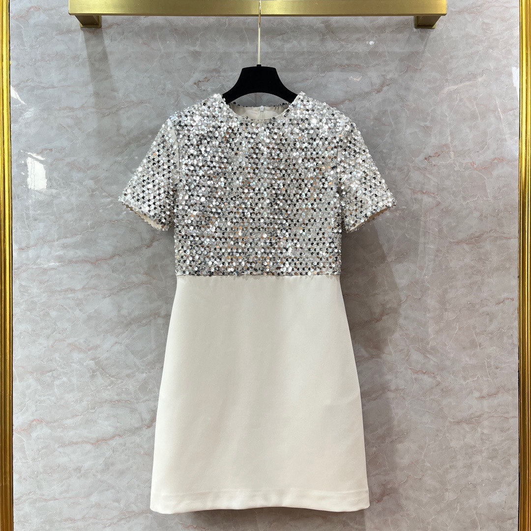 BCB0F8CF-DC5C-446B-B9E9-C3BCAB0CE271