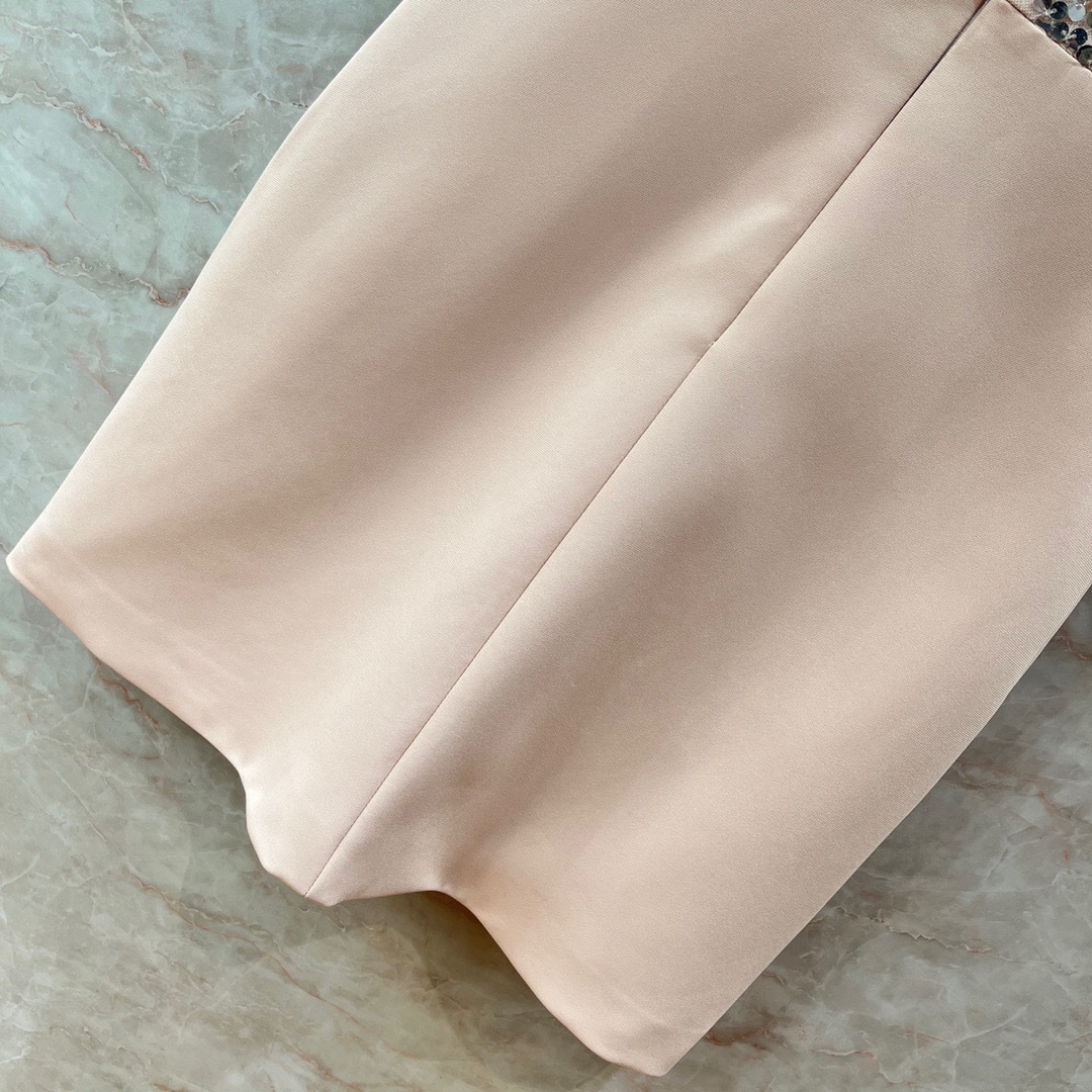 F51873E2-FE11-4B0F-8568-33B2B8521A39