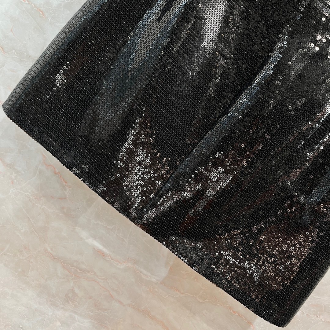 E51CA9F0-DB53-431F-9886-0441578EF74F