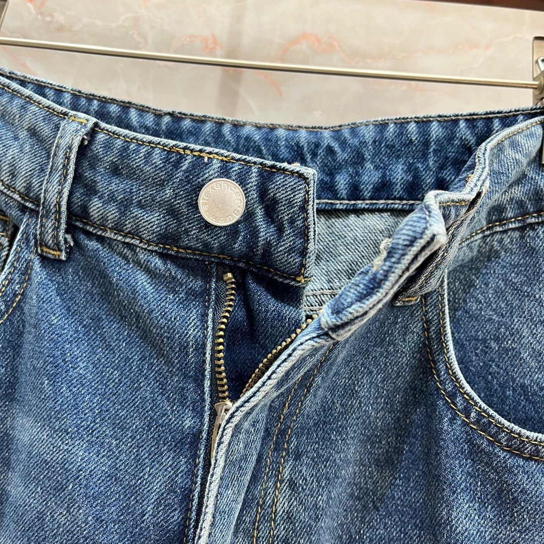 B9C75BF3-90A9-491F-B7C4-34C08C70F1C2