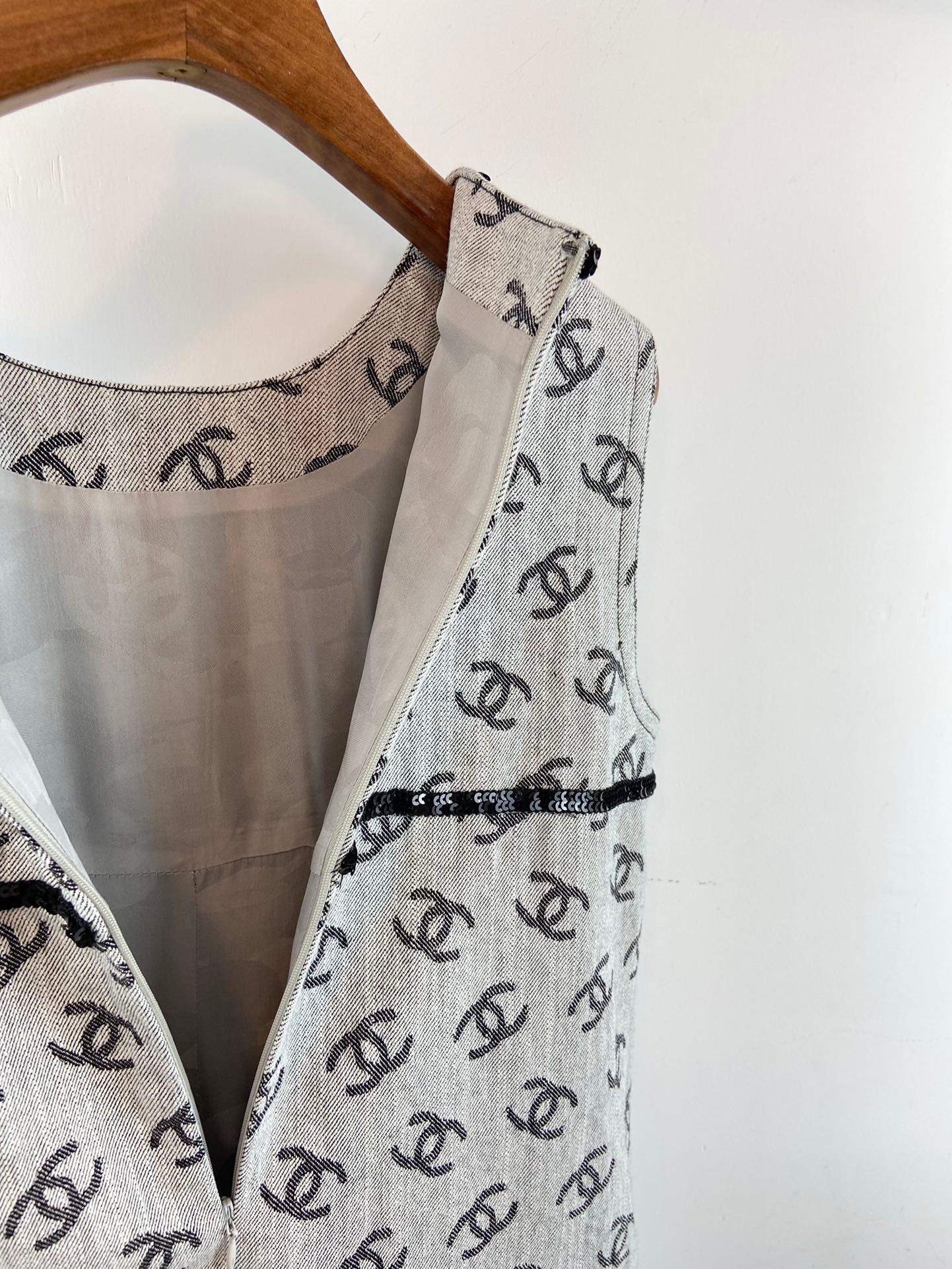 B45C8240-72D7-4CD9-9149-23F9B0E6AAFF