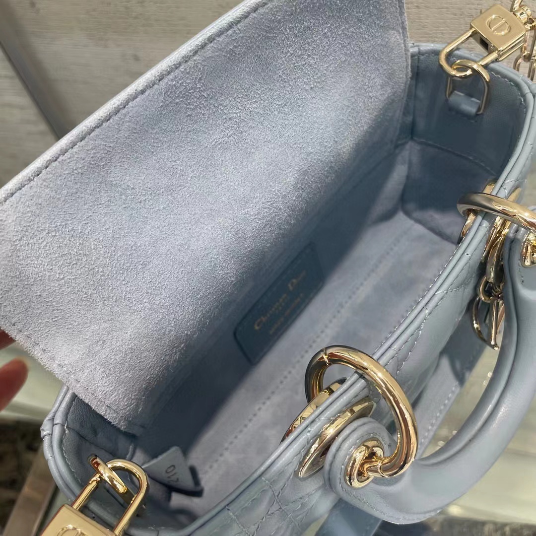 b1a01237e5a98e13936c112bc9fee743