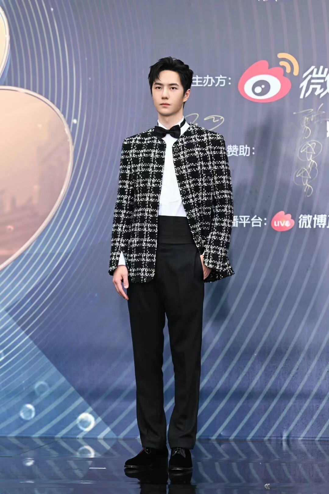 13c84e7c006cab1a2efd45bca81a0c81